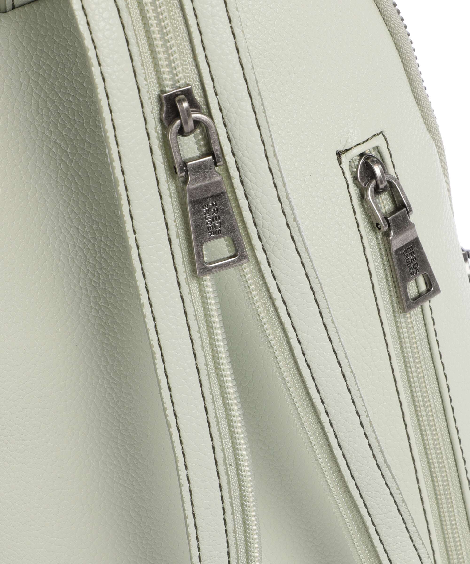 FredsBruder Bestie Sling bag light matcha green - Image 5