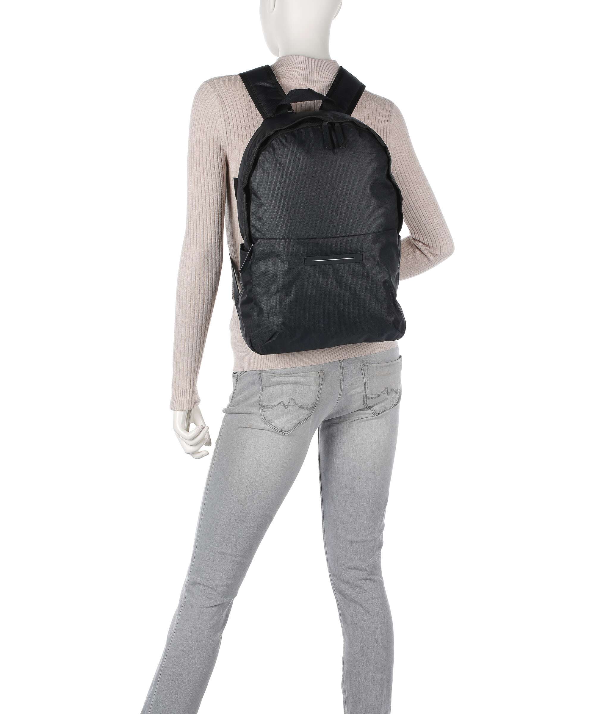 Horizn Studios Shibuya M Backpack all black - Image 3