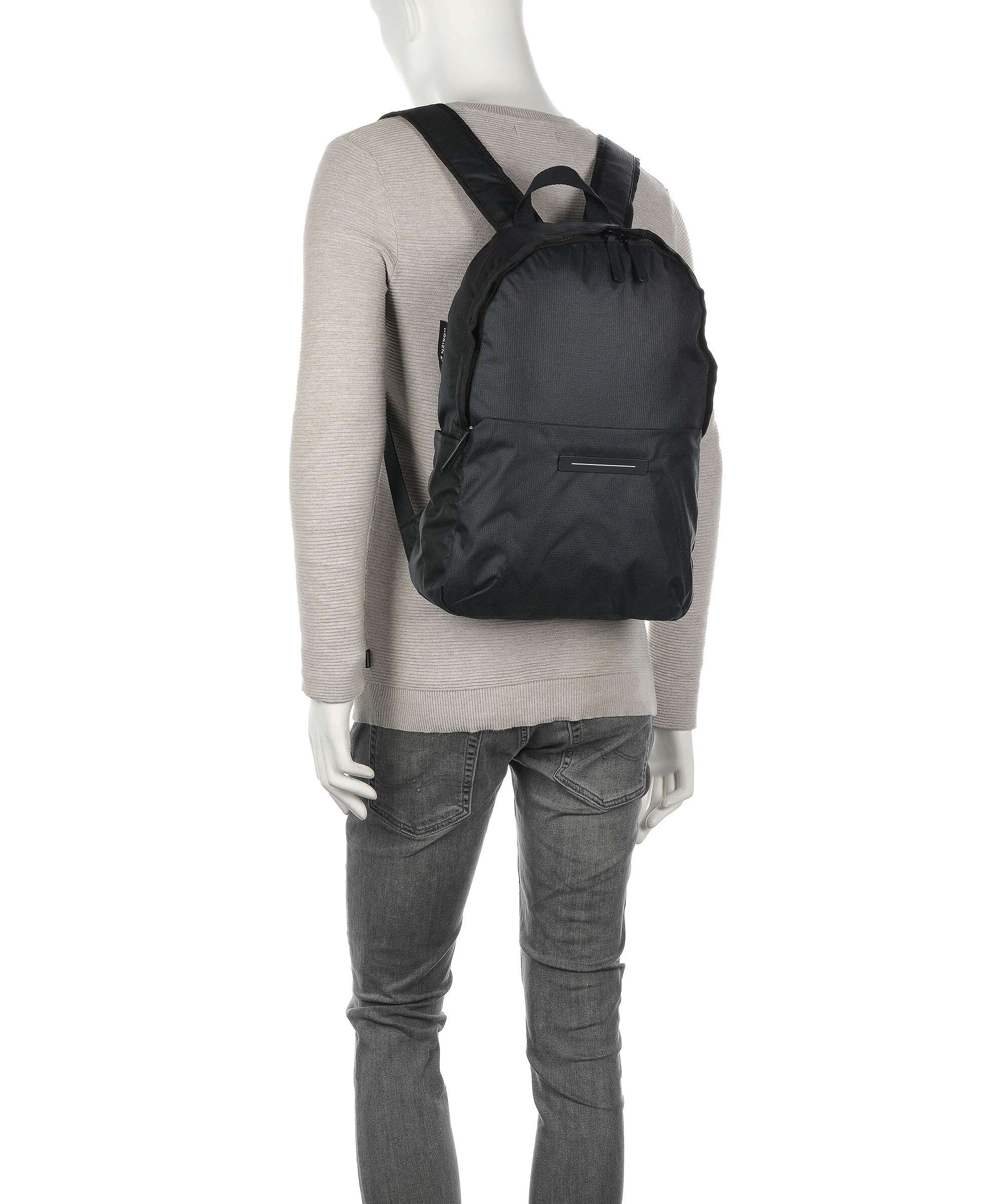 Horizn Studios Shibuya M Backpack all black - Image 4