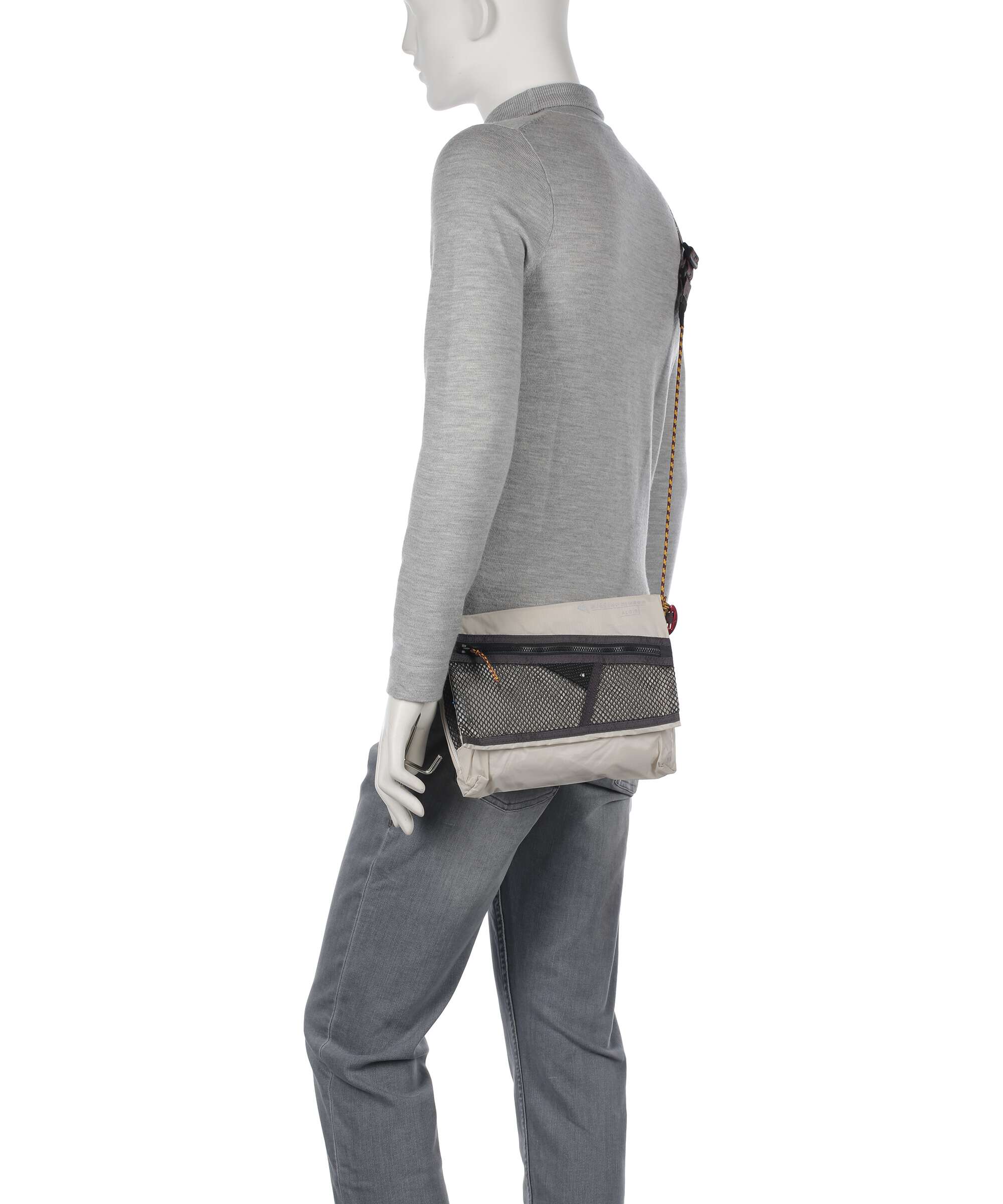 Klättermusen Algir Crossbody bag putty grey - Image 4