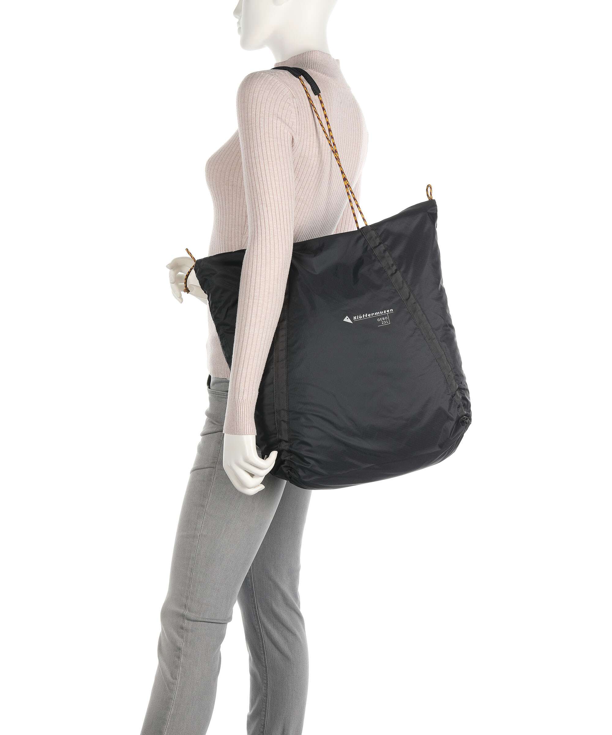 Klättermusen Gebo 23 Tote bag salmon - Image 3