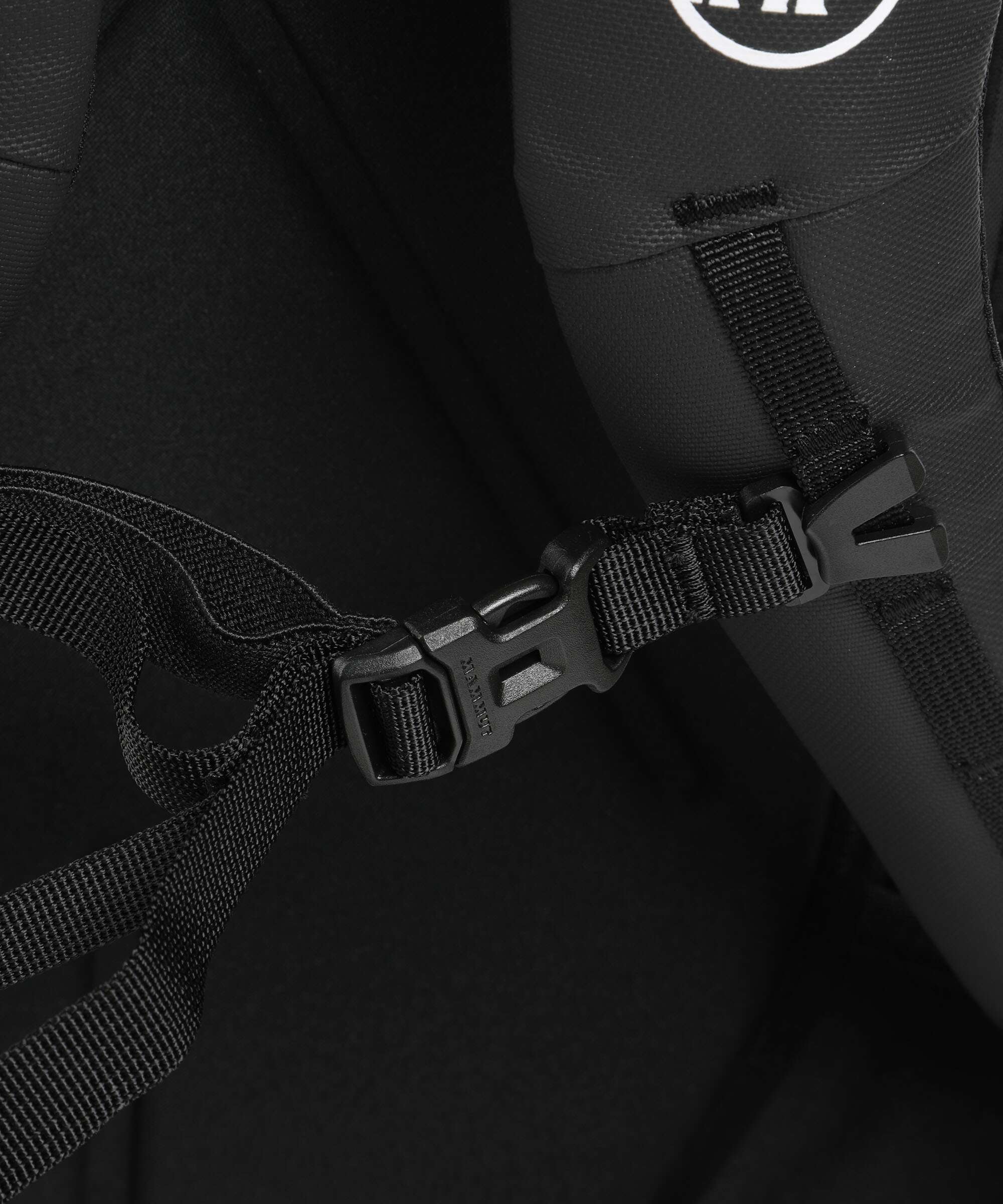 Mammut Neon 45 Hiking backpack black - Image 3