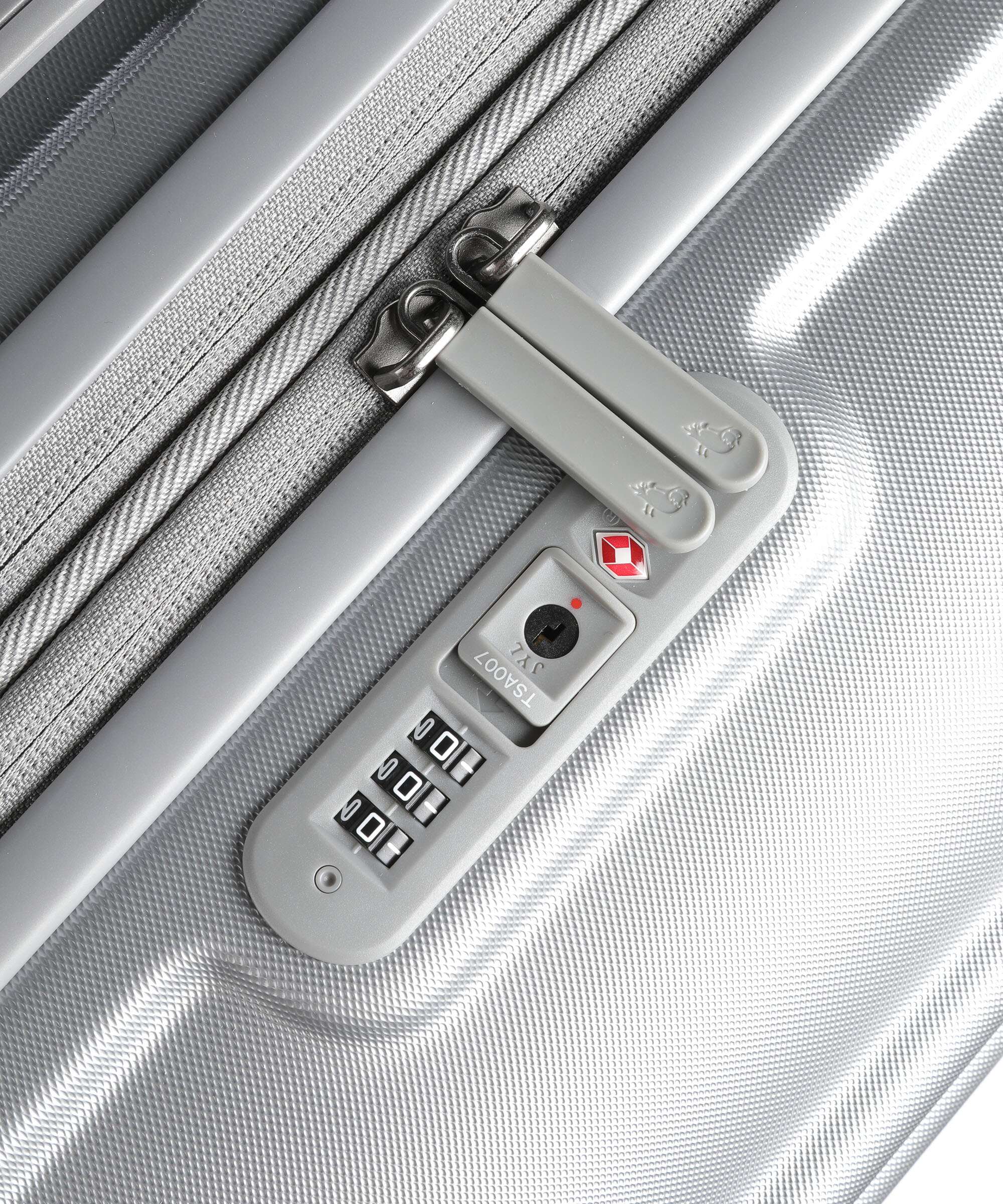 Mandarina Duck Logoduck+ Spinner (4 wheels) silver - Image 3