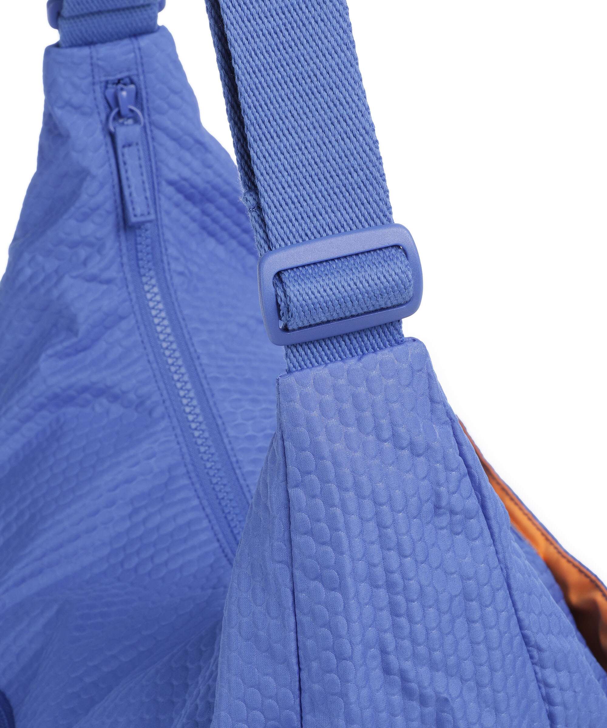 Mandarina Duck Revival 2.0 Hobo bag electric blue - Image 4