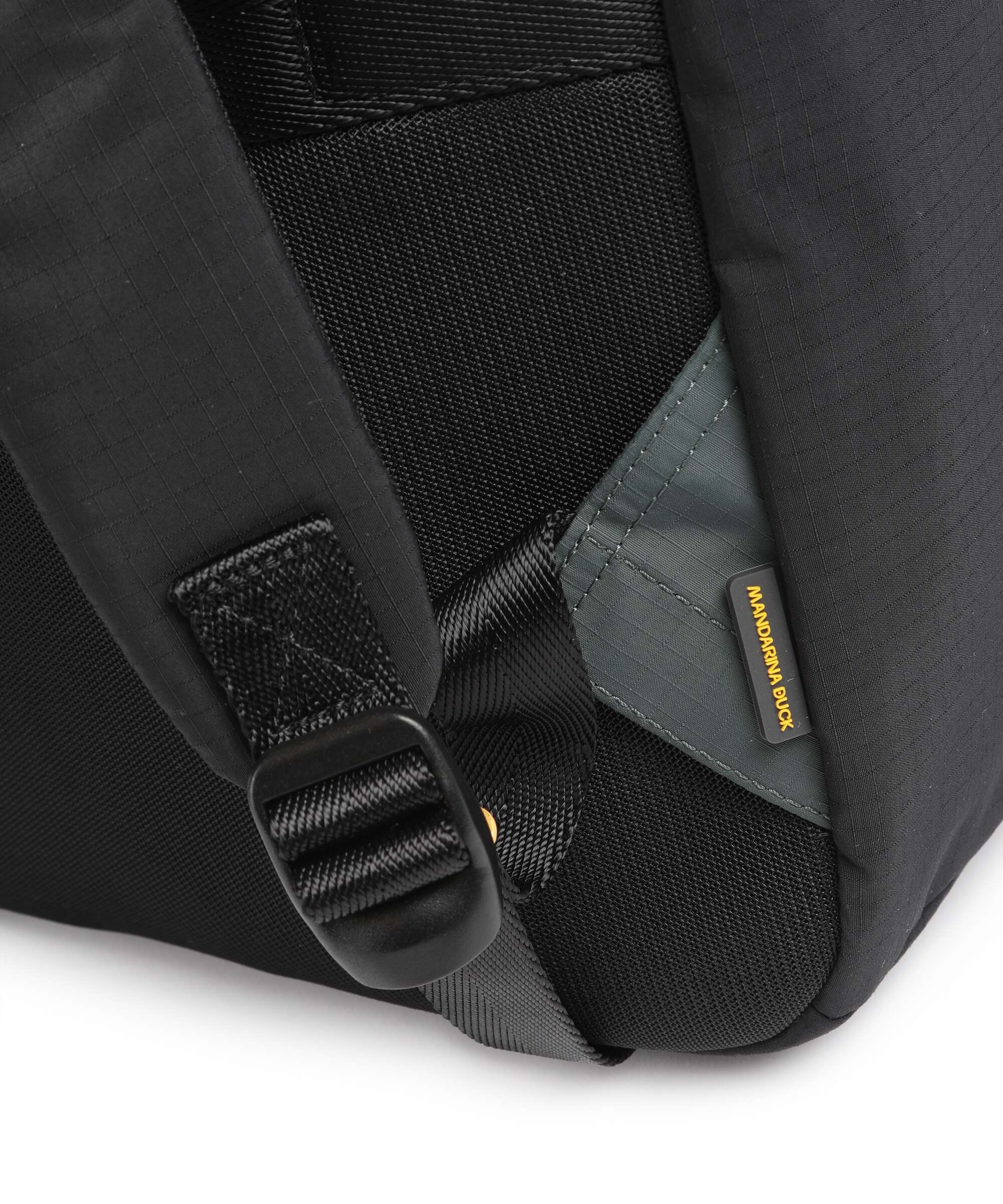 Mandarina Duck Y-Lite Backpack pine green - Image 4