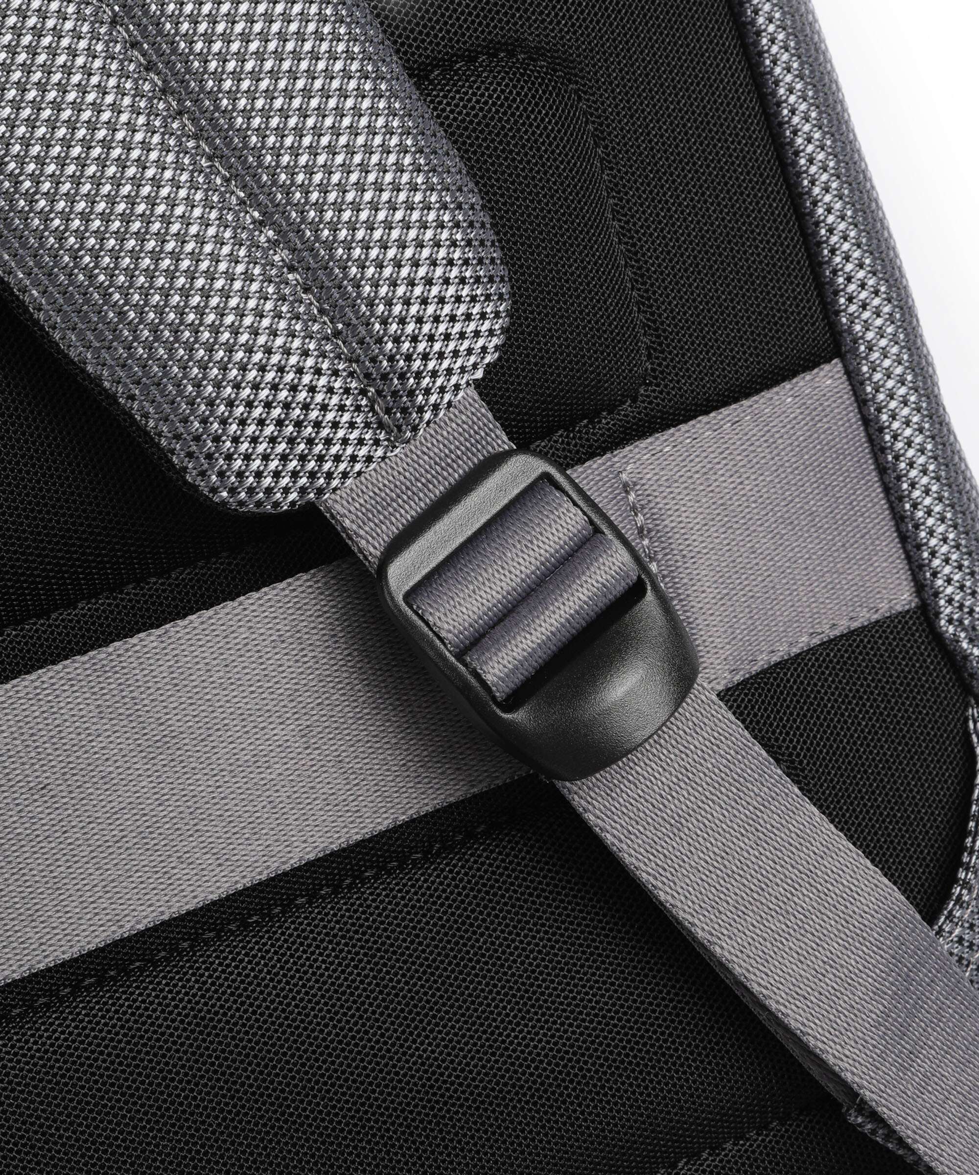 Mandarina Duck Zephyr Backpack graphite - Image 4