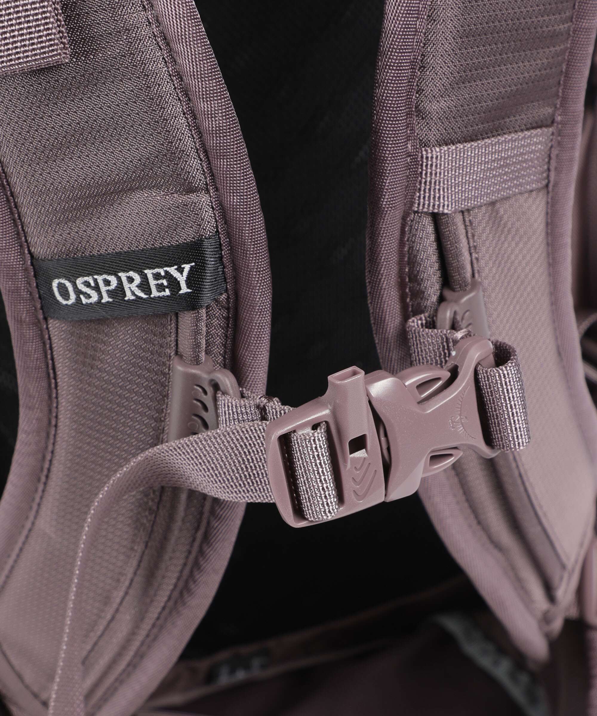 Osprey Fairview 40 Travel backpack graphite purple - Image 4