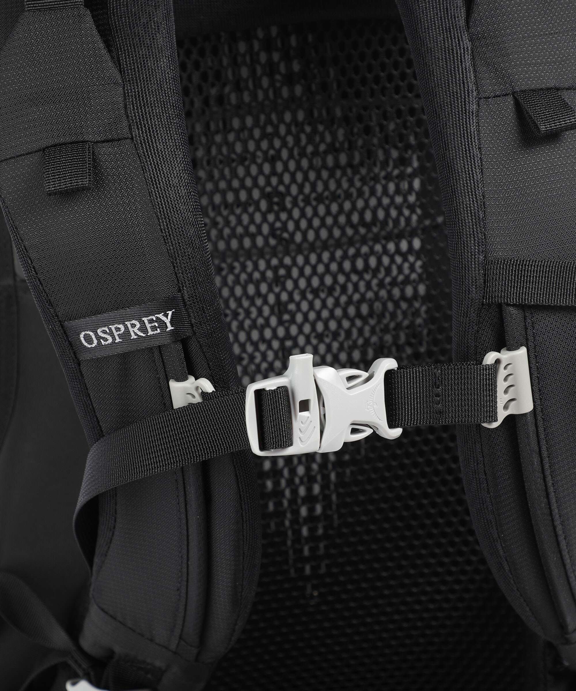 Osprey Fairview Trek 70 Trekking backpack black - Image 3