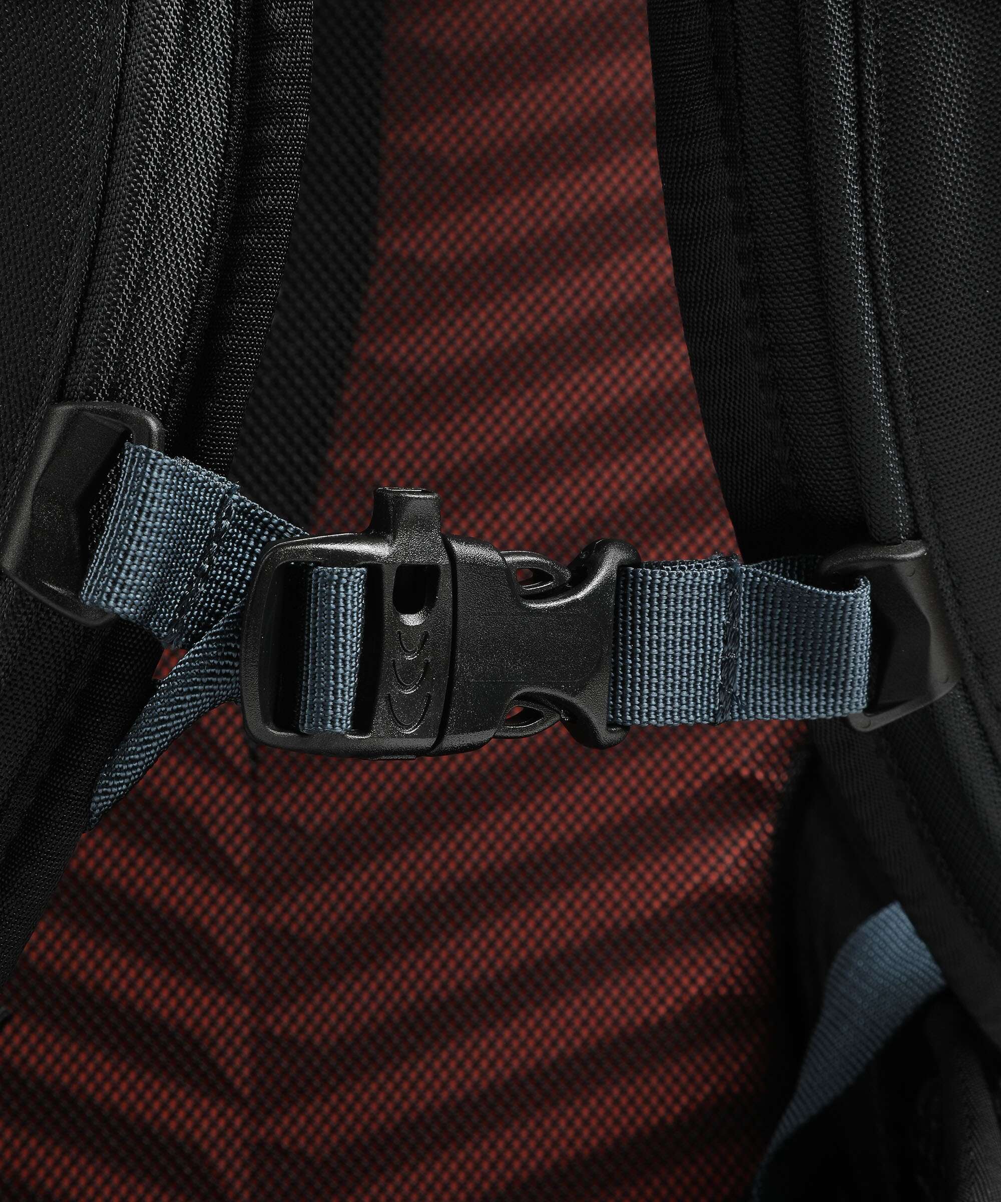 Osprey Farpoint 55 Travel backpack muted space blue - Image 5