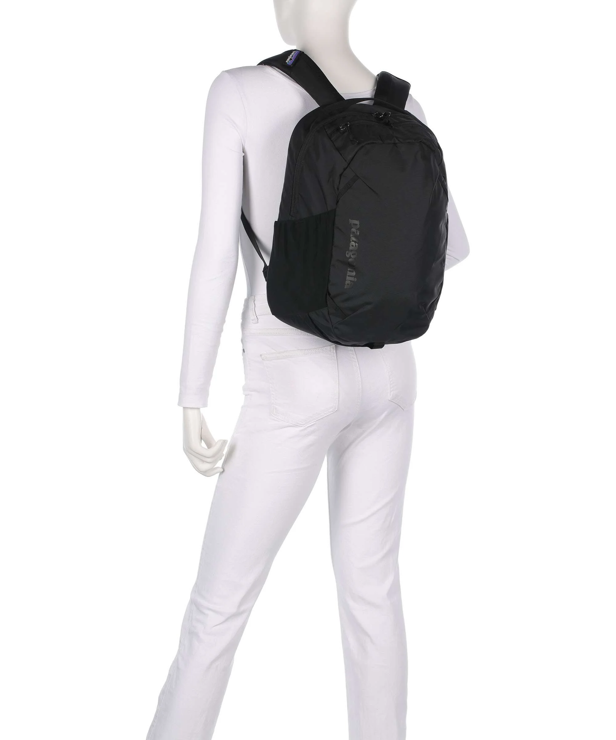 Patagonia Atom 24 Backpack faded magenta - Image 3