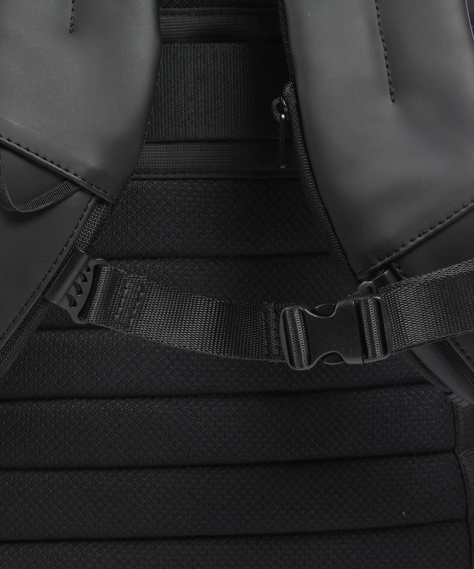 Piquadro Corner 2.0 Rolltop backpack nero - Image 4