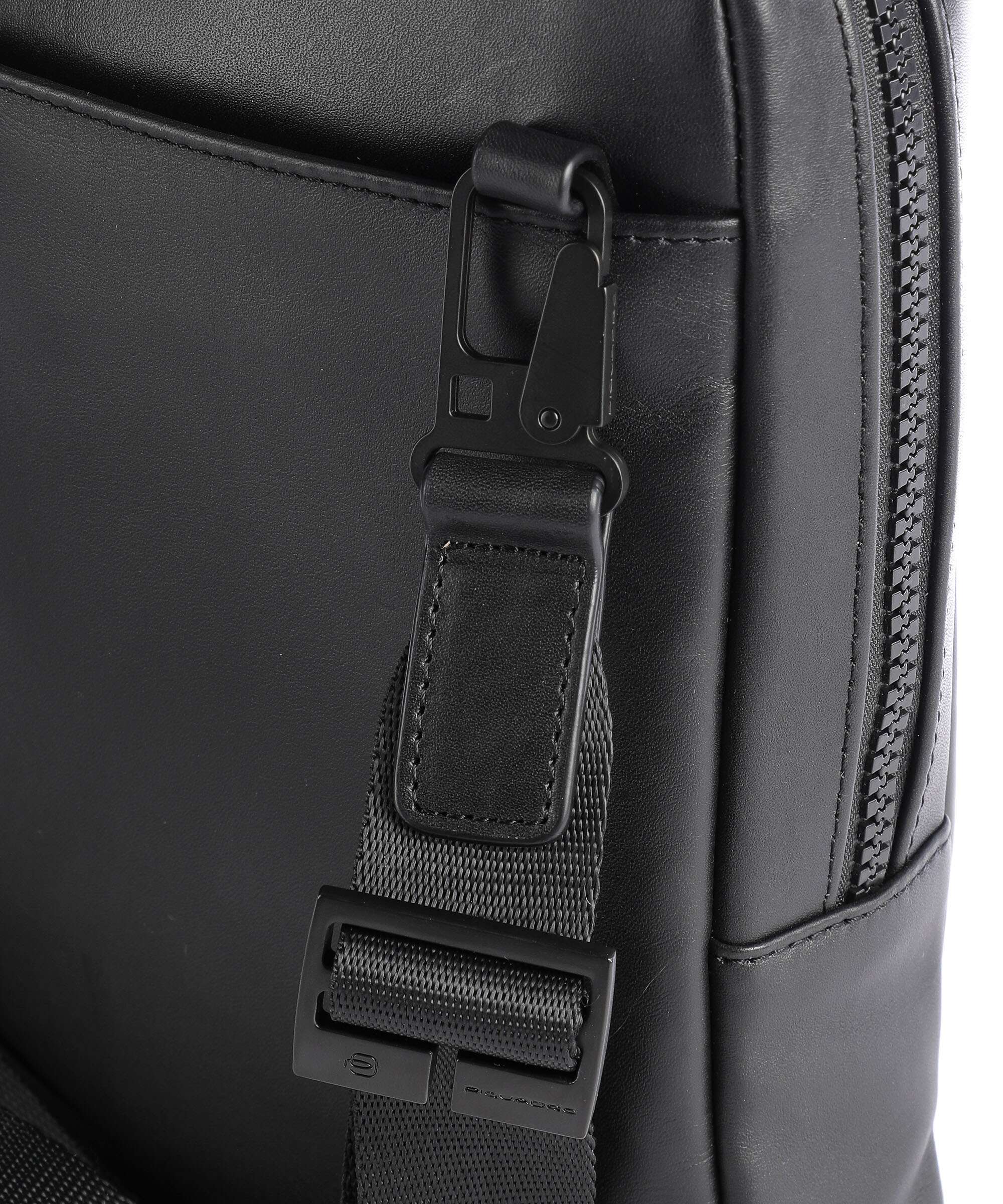 Piquadro Finn Crossbody bag black - Image 4