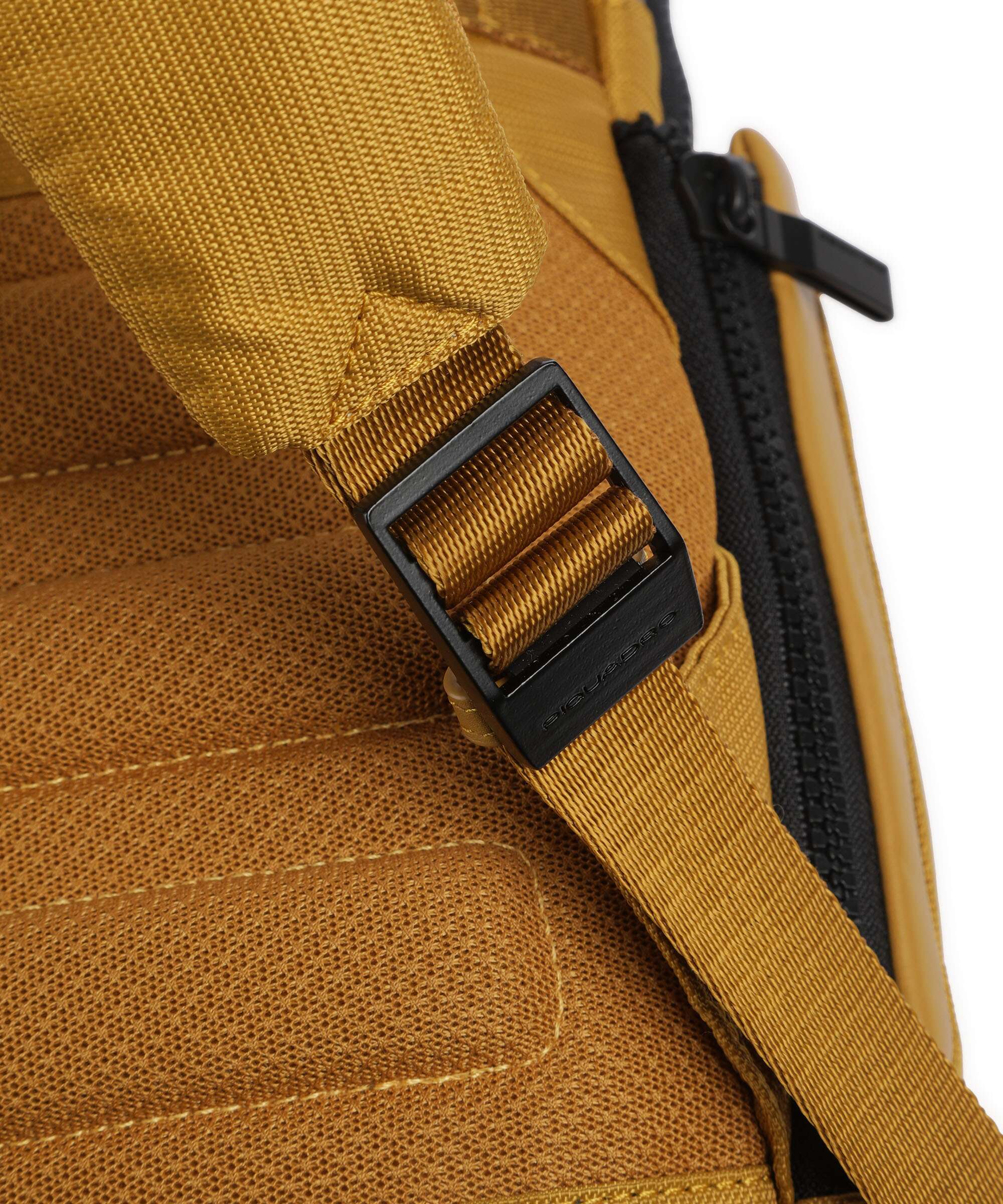 Piquadro S136 Backpack yellow - Image 4