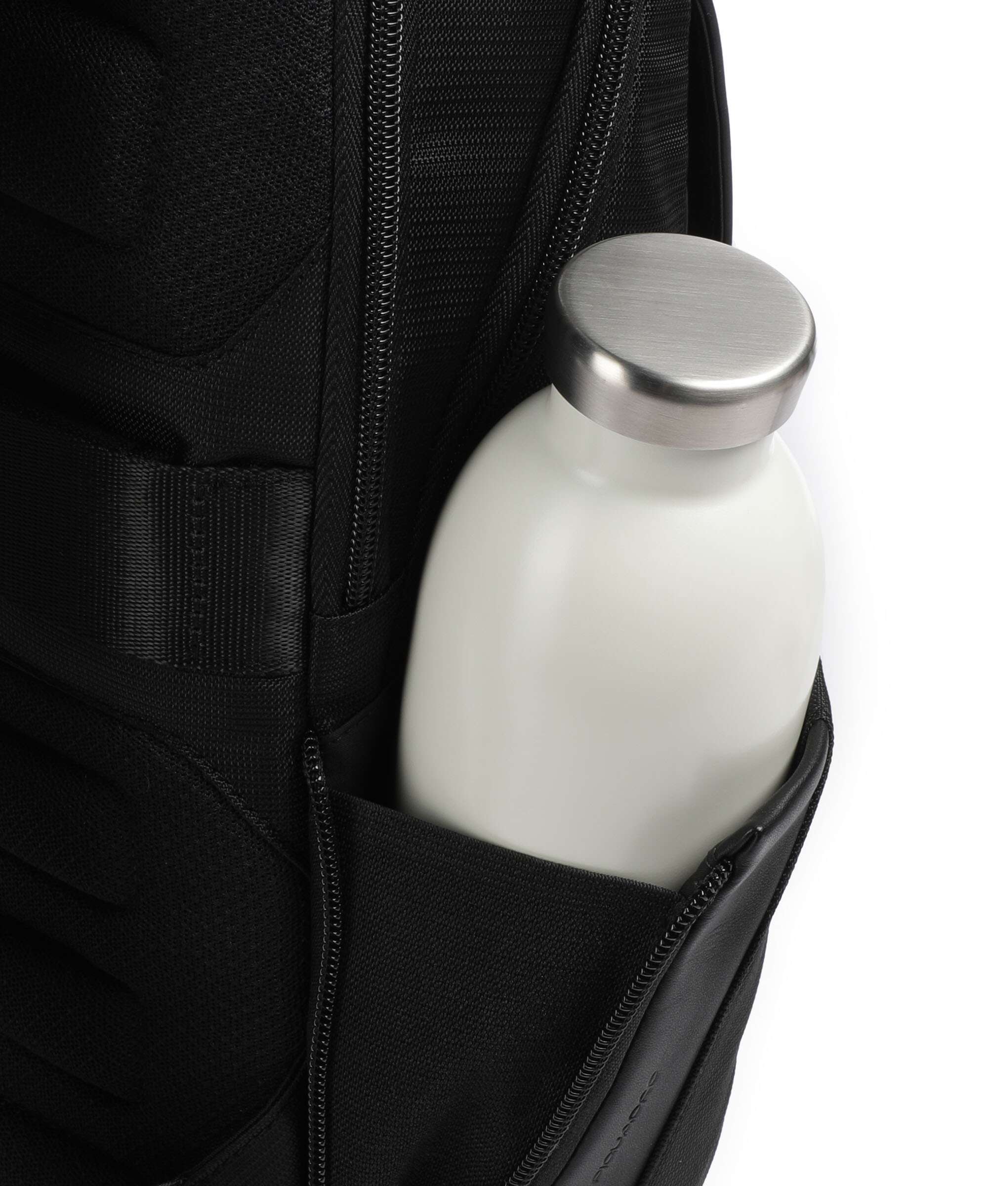 Piquadro S136 Backpack black - Image 5