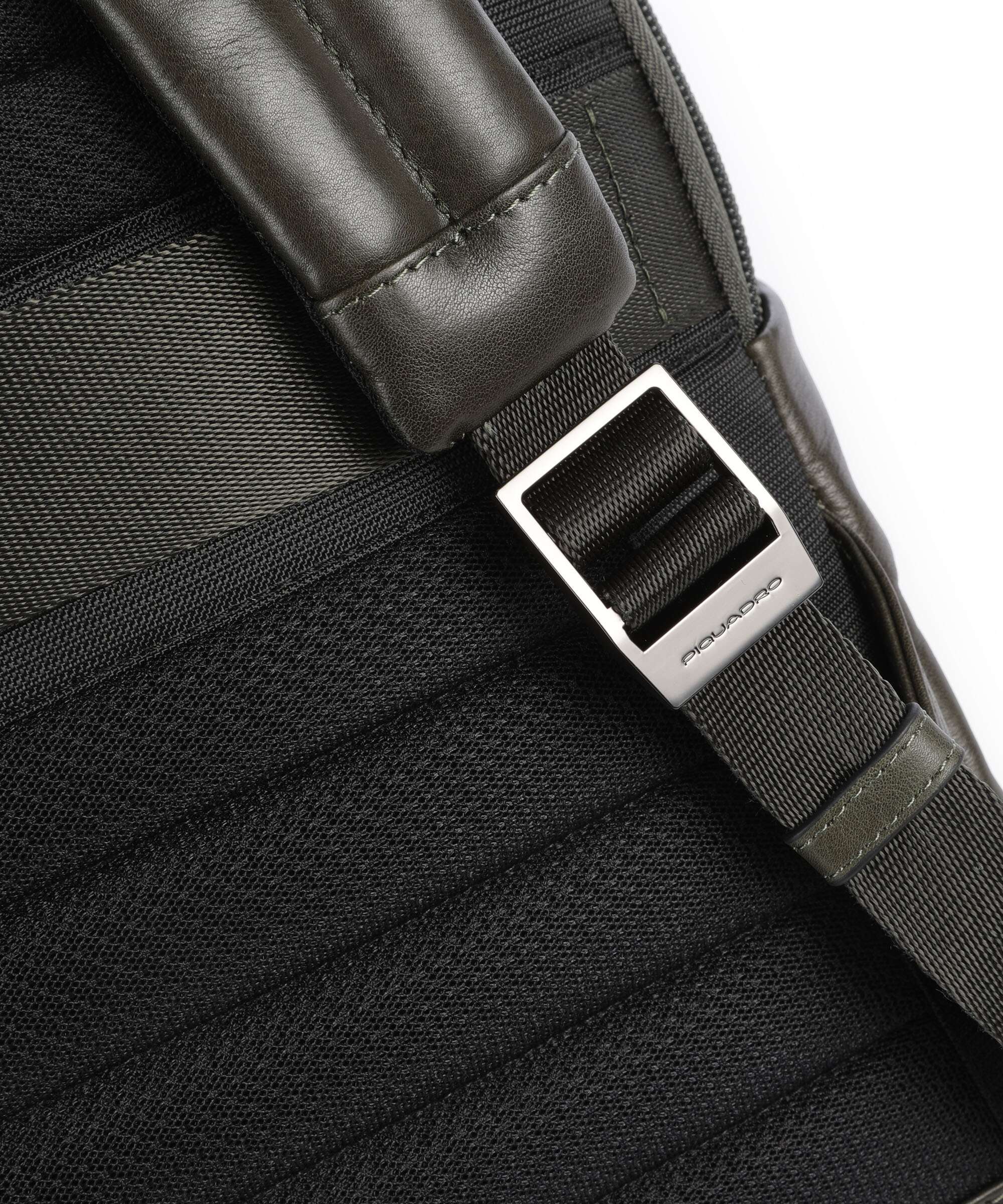 Piquadro W136 Backpack verde - Image 5