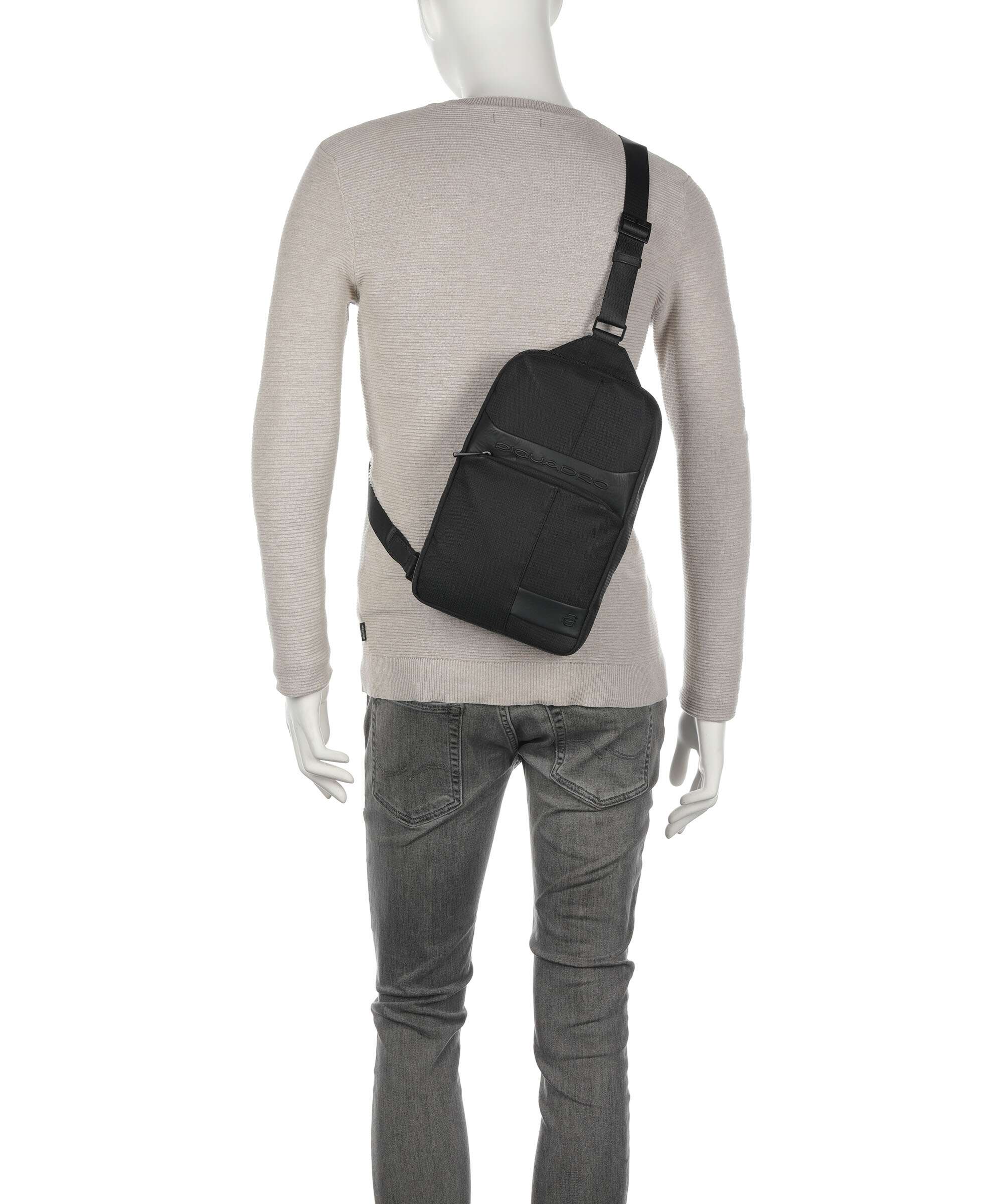 Piquadro Wollem Sling bag black - Image 3