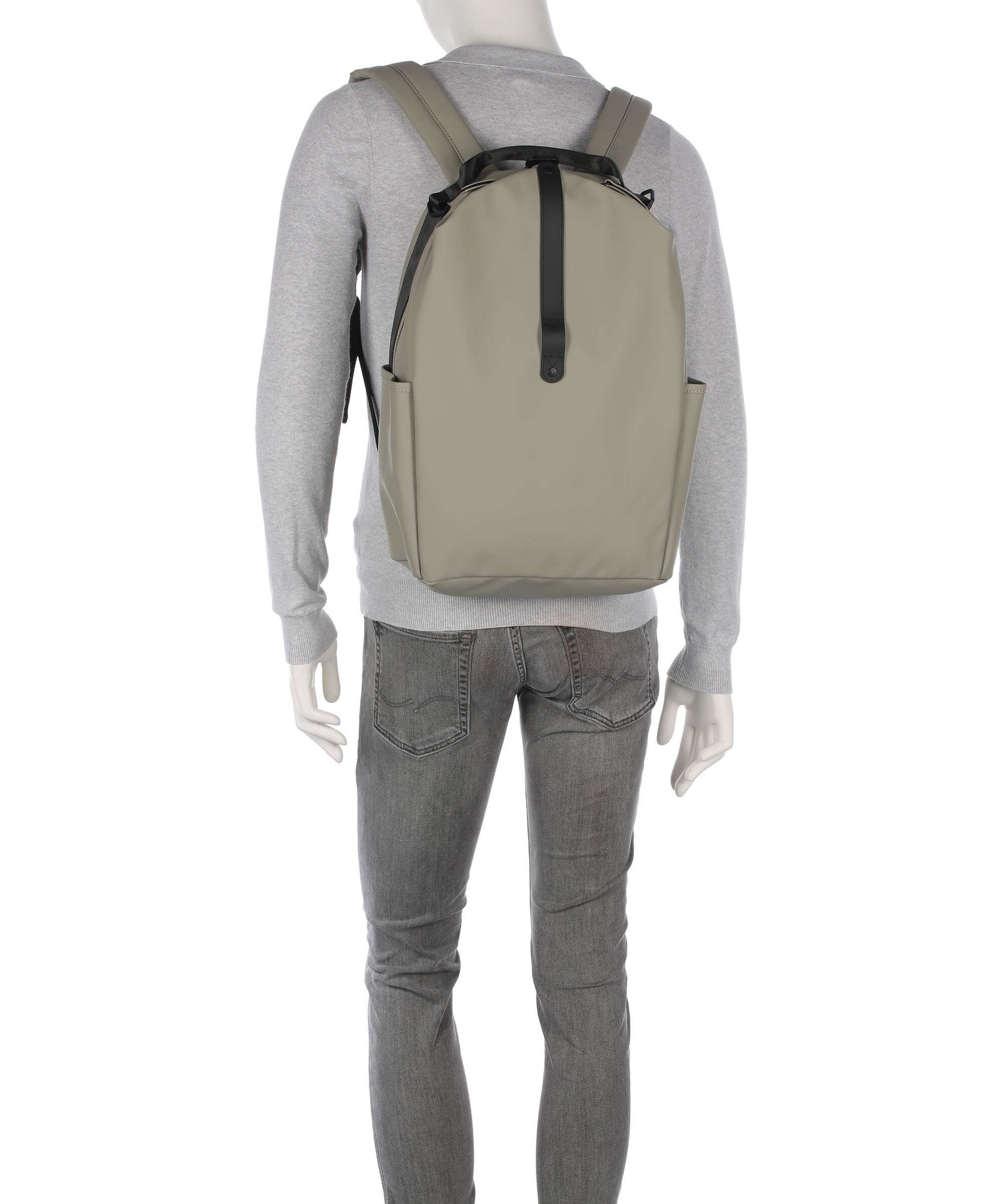 Rains Clip Front Backpack drift - Image 3