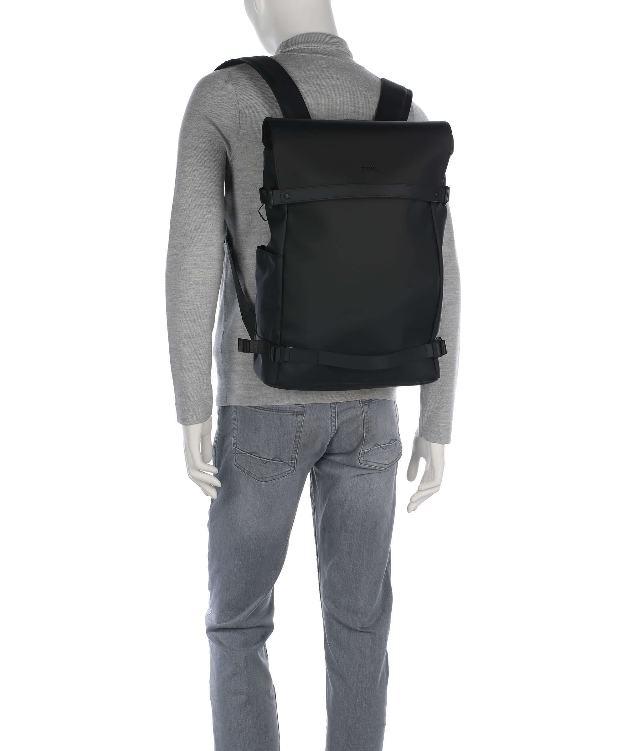 Rains OTG Backpack black - Image 4