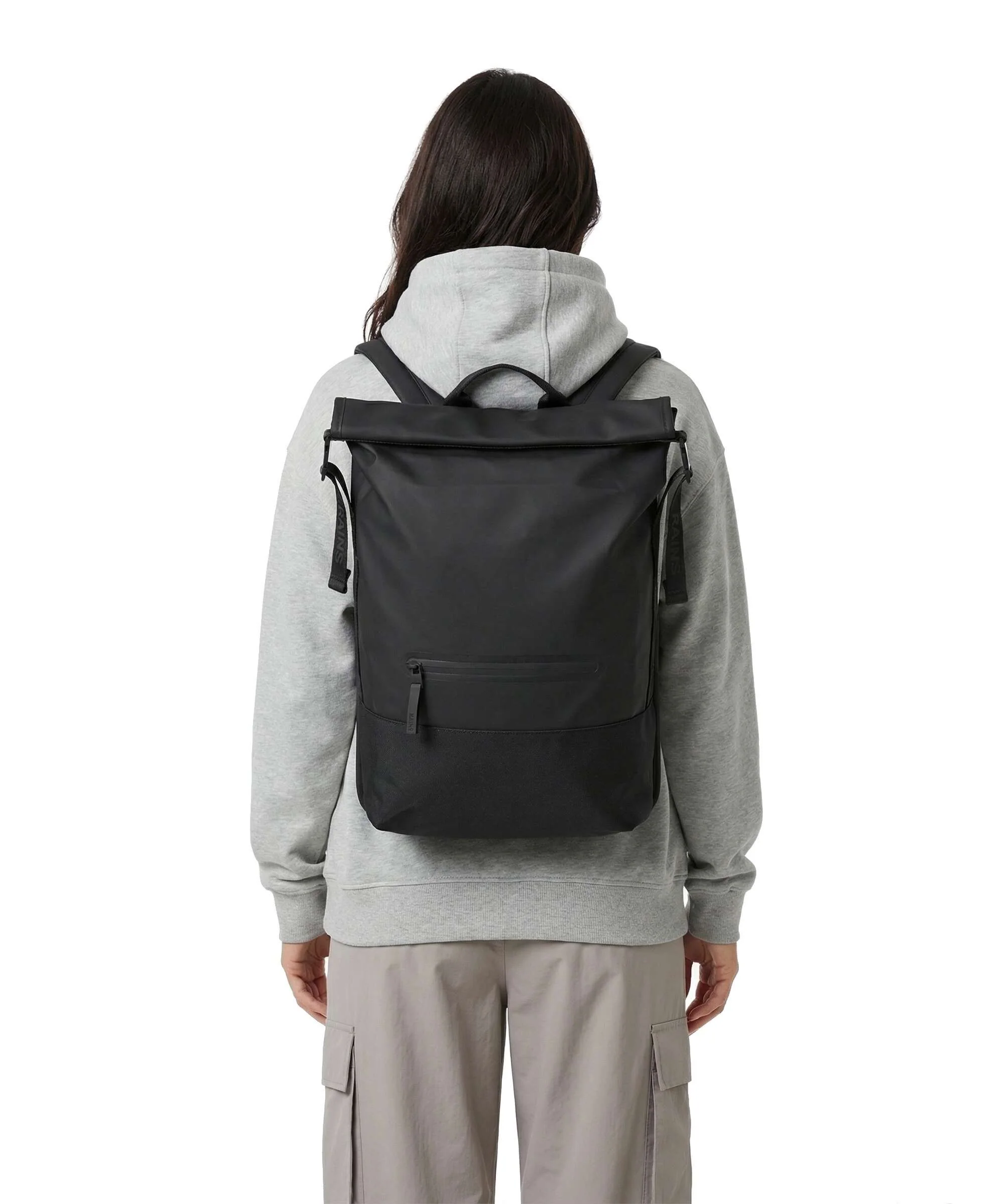 Rains Trail Rolltop backpack black - Image 3