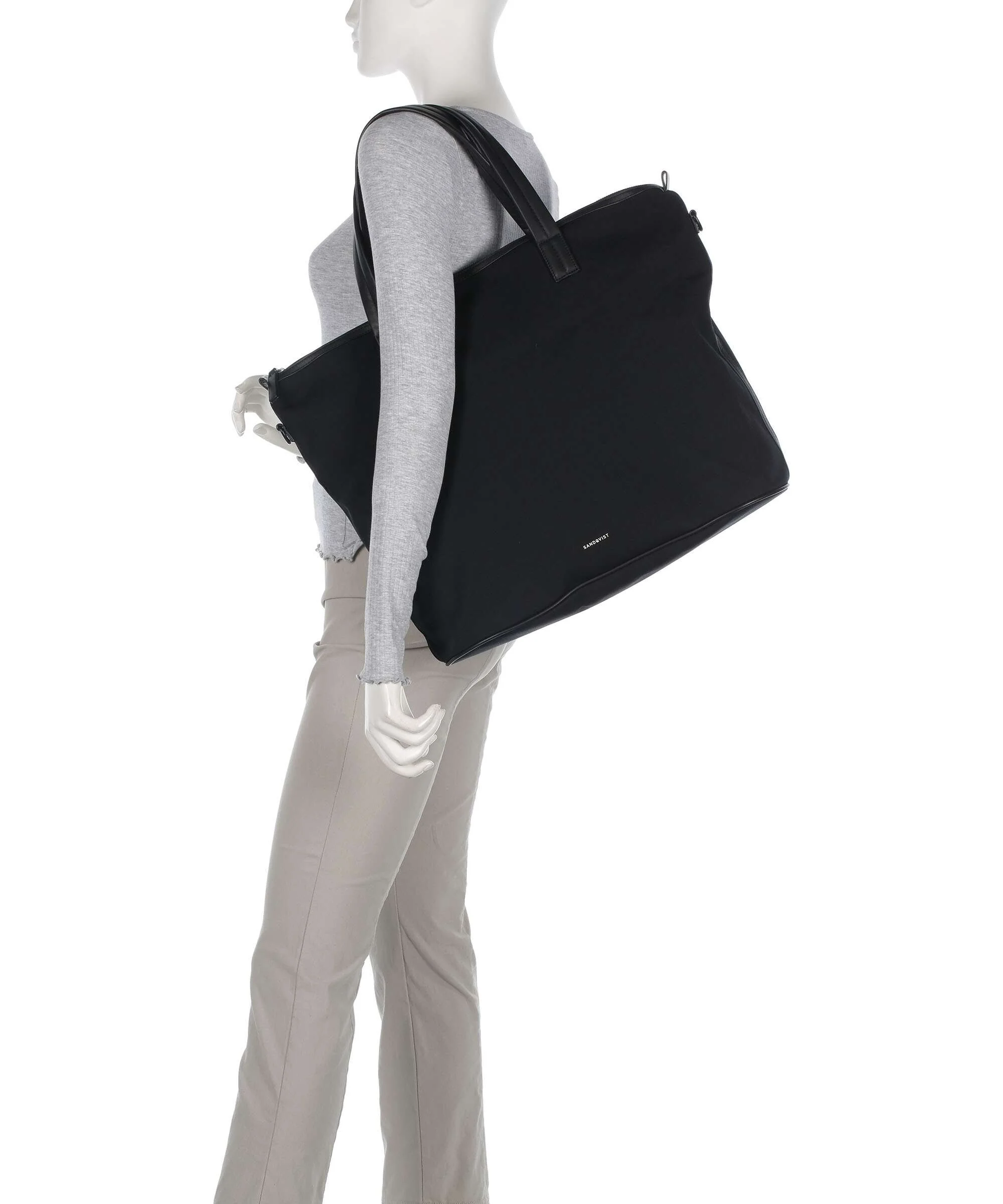 Sandqvist Everyday Originals Medium Weekend bag black - Image 3
