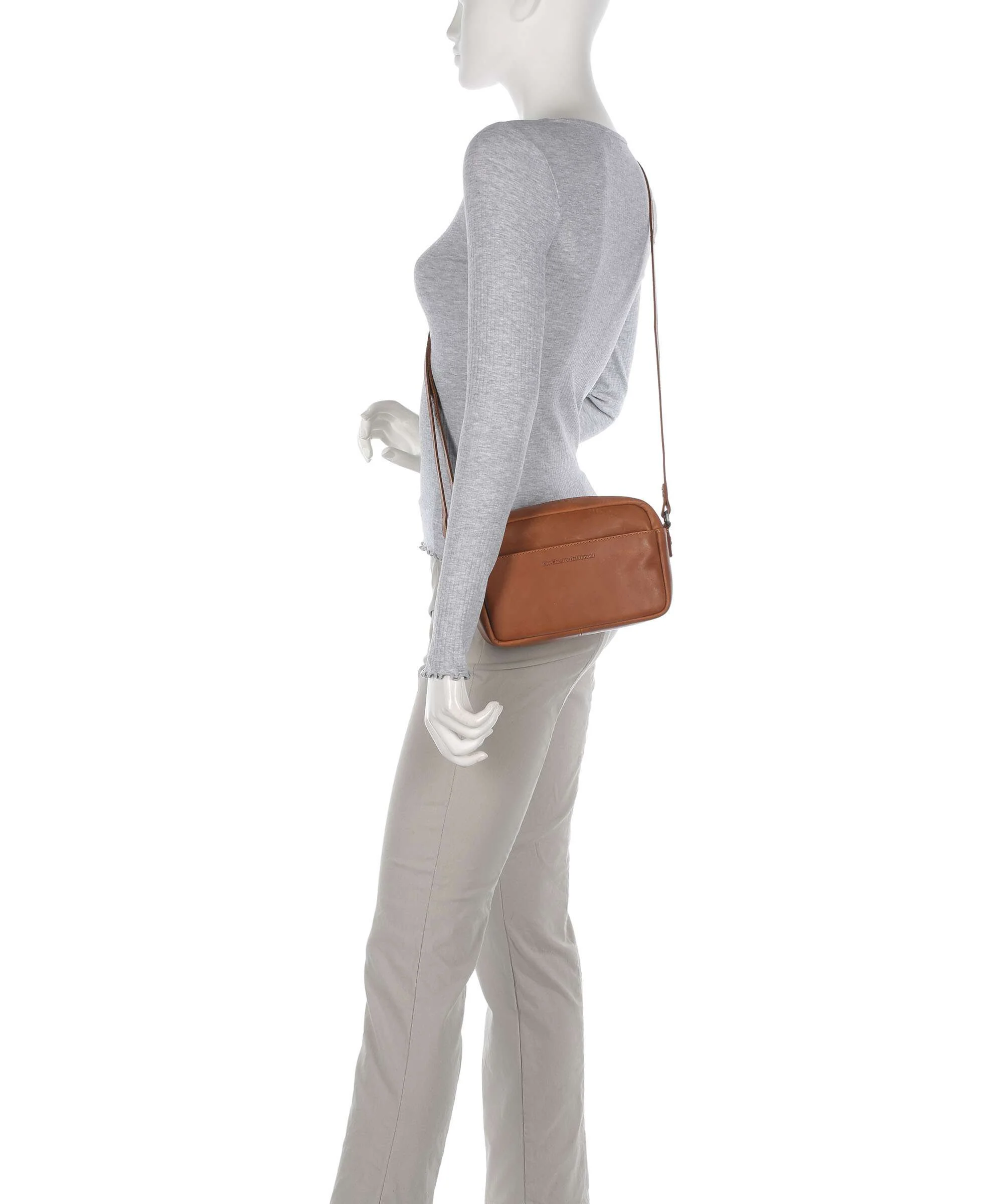 The Chesterfield Brand Cow Wax Pull Up Arona Crossbody bag cognac - Image 3