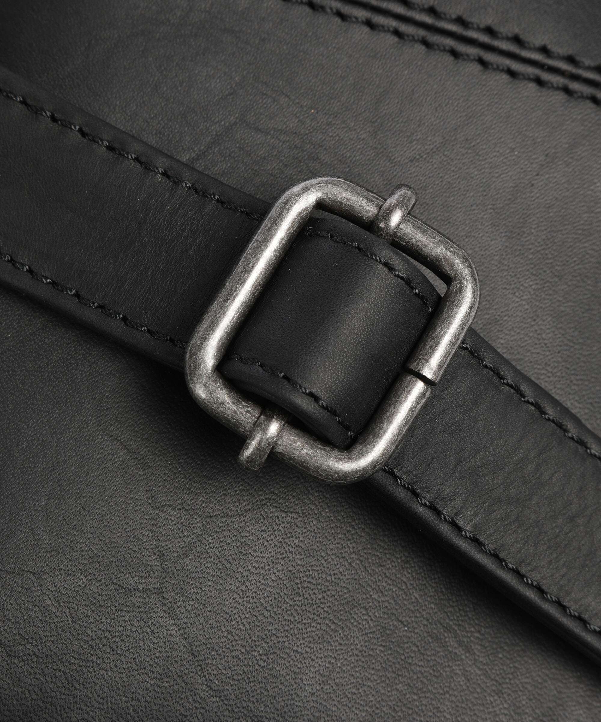 The Chesterfield Brand Cow Wax Pull Up Henderson Crossbody bag black - Image 4