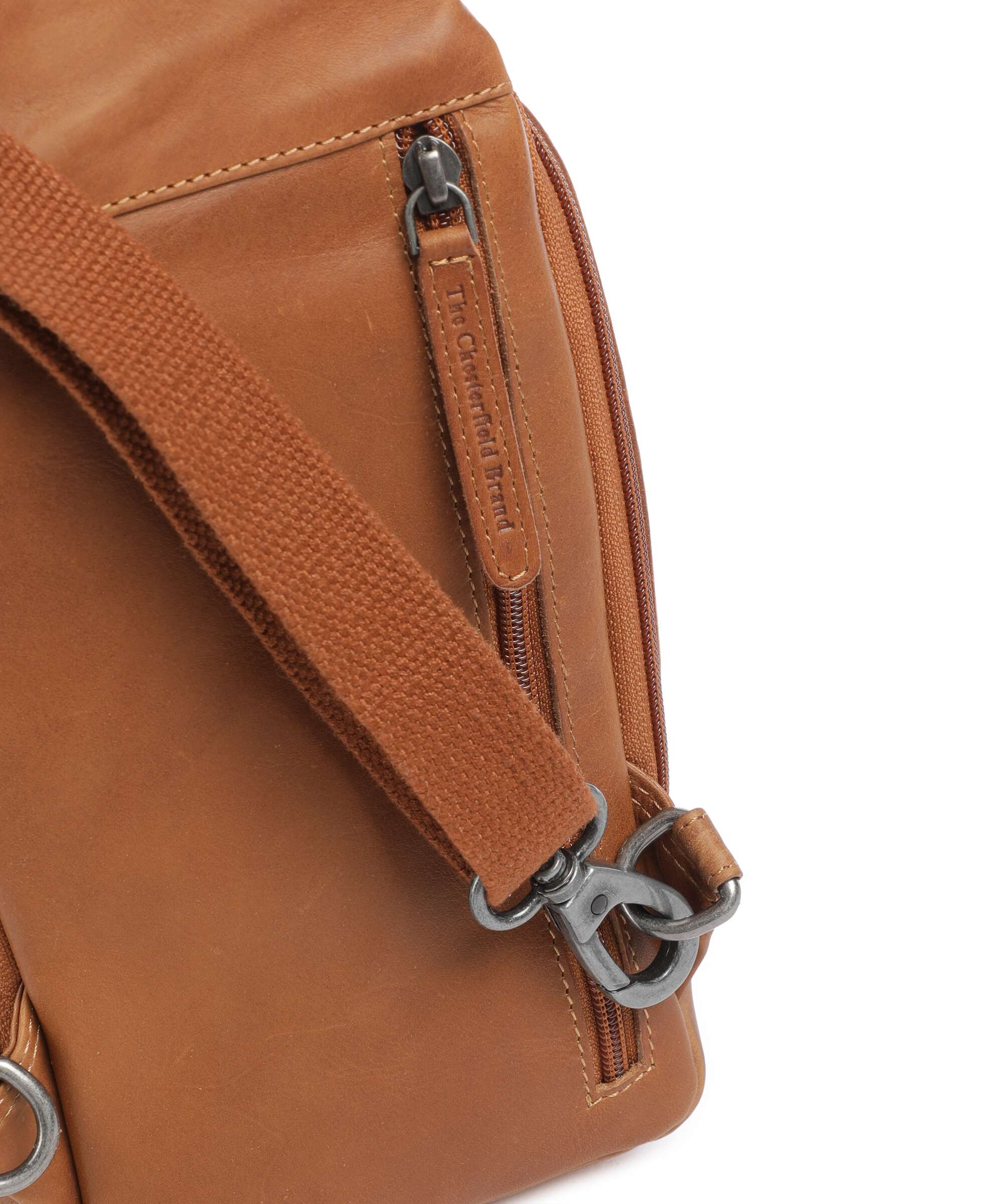 The Chesterfield Brand Cow Wax Pull Up Riga Sling bag cognac - Image 5