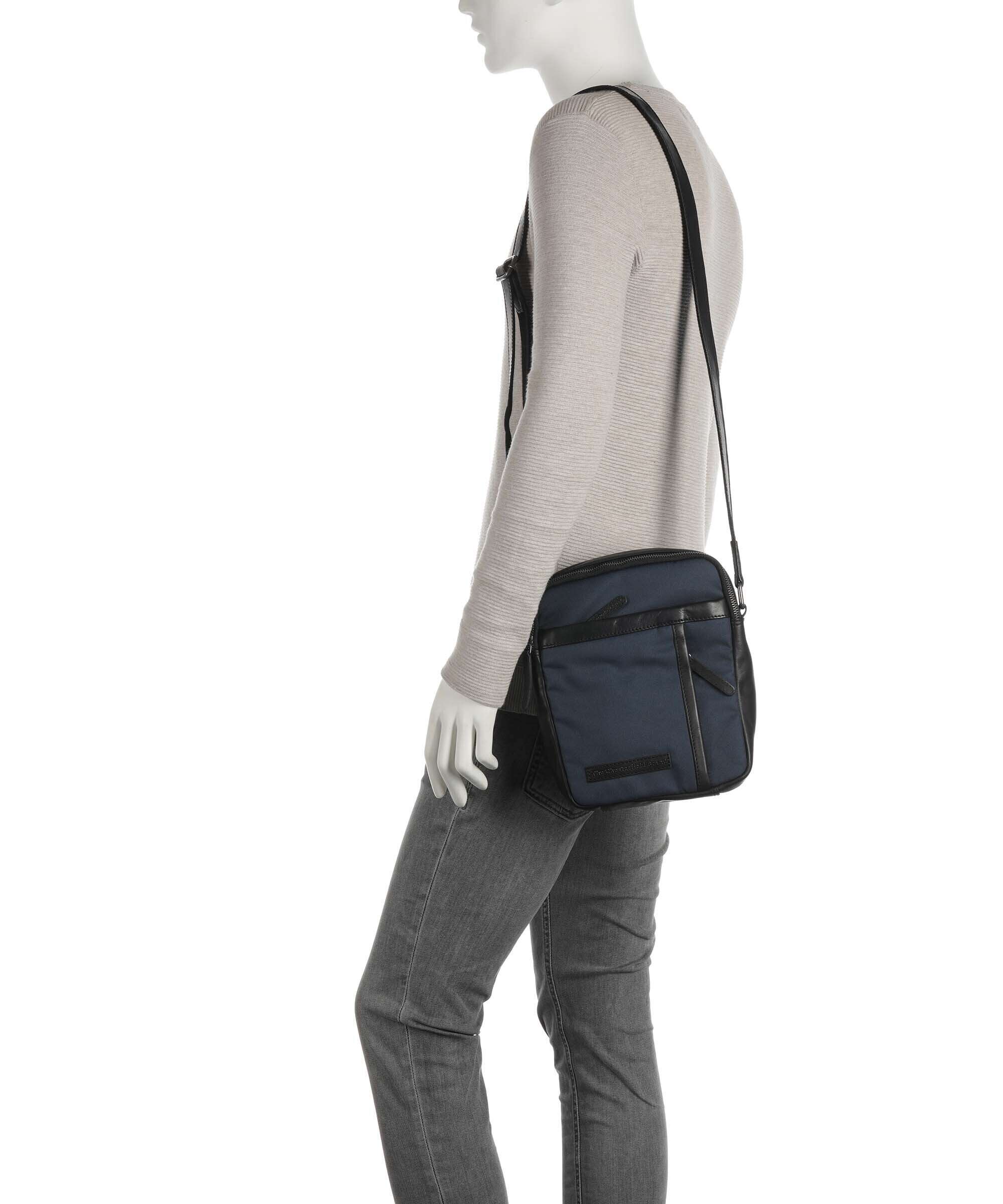 The Chesterfield Brand Fusion Arendal Crossbody bag navy - Image 3