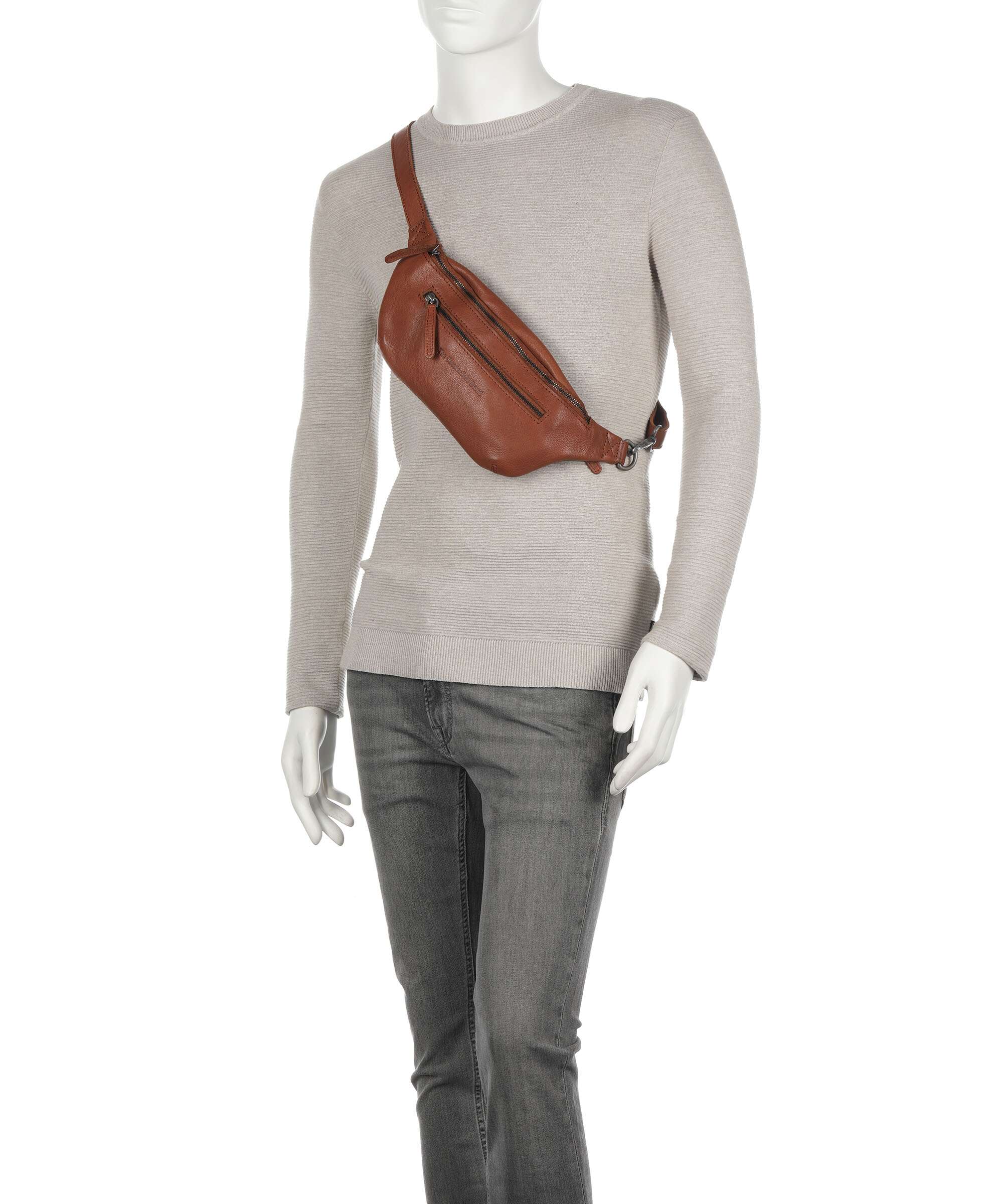 The Chesterfield Brand Washed Waxed Cow Severo Belt bag cognac - Image 4