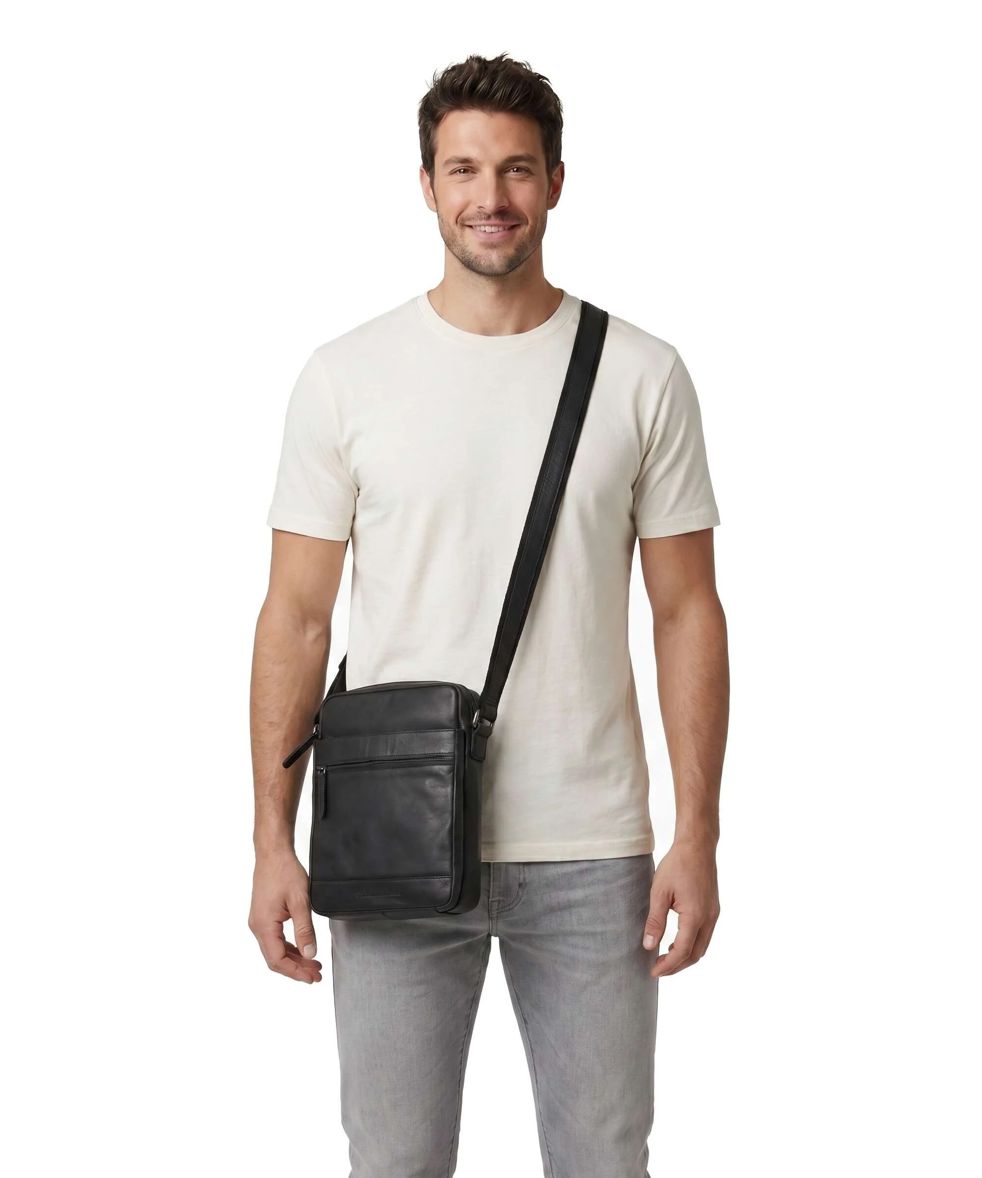 The Chesterfield Brand Wax Pull Up Cow Anzora Crossbody bag black - Image 3