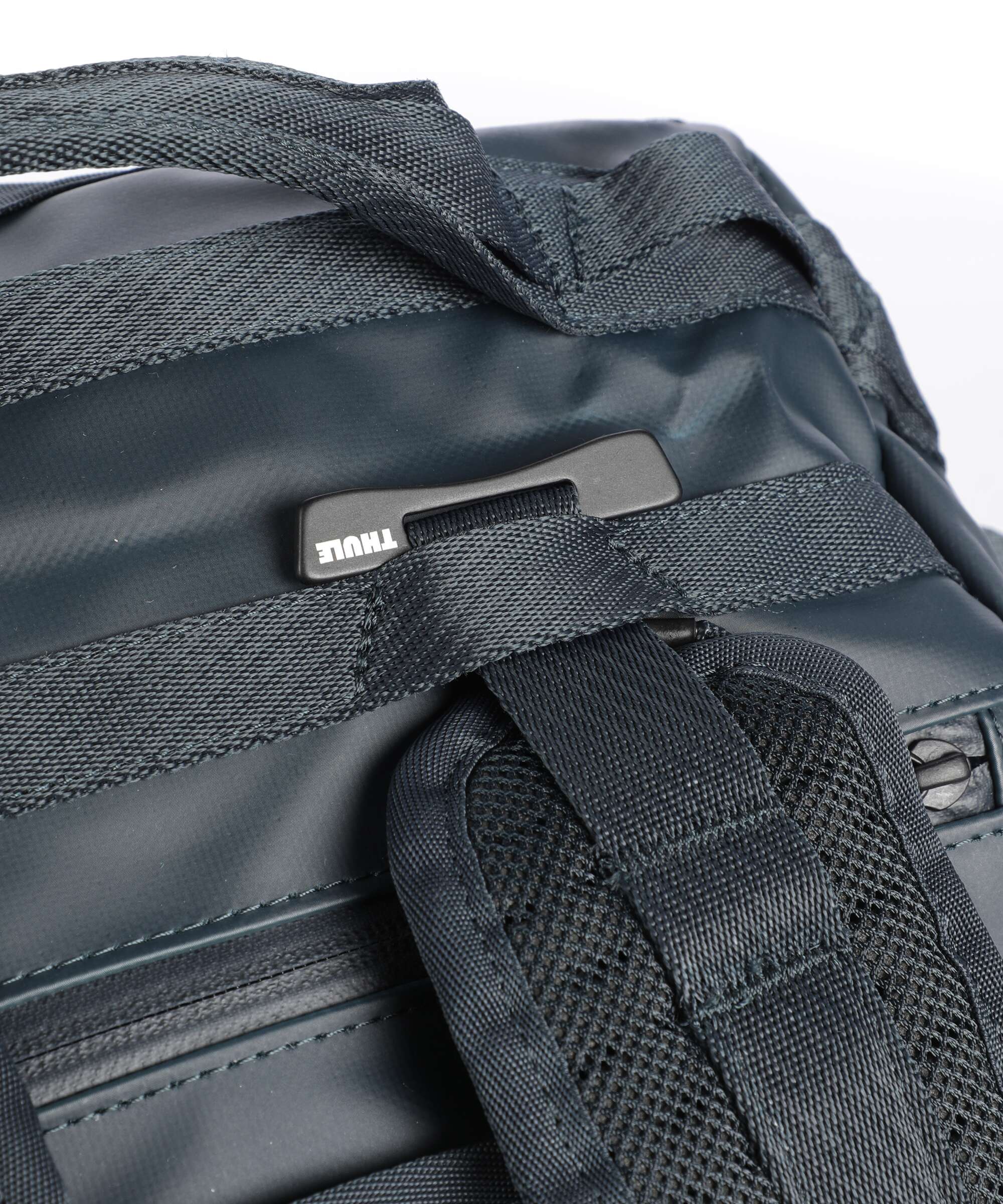Thule Chasm 30 Weekend bag darkest blue - Image 4