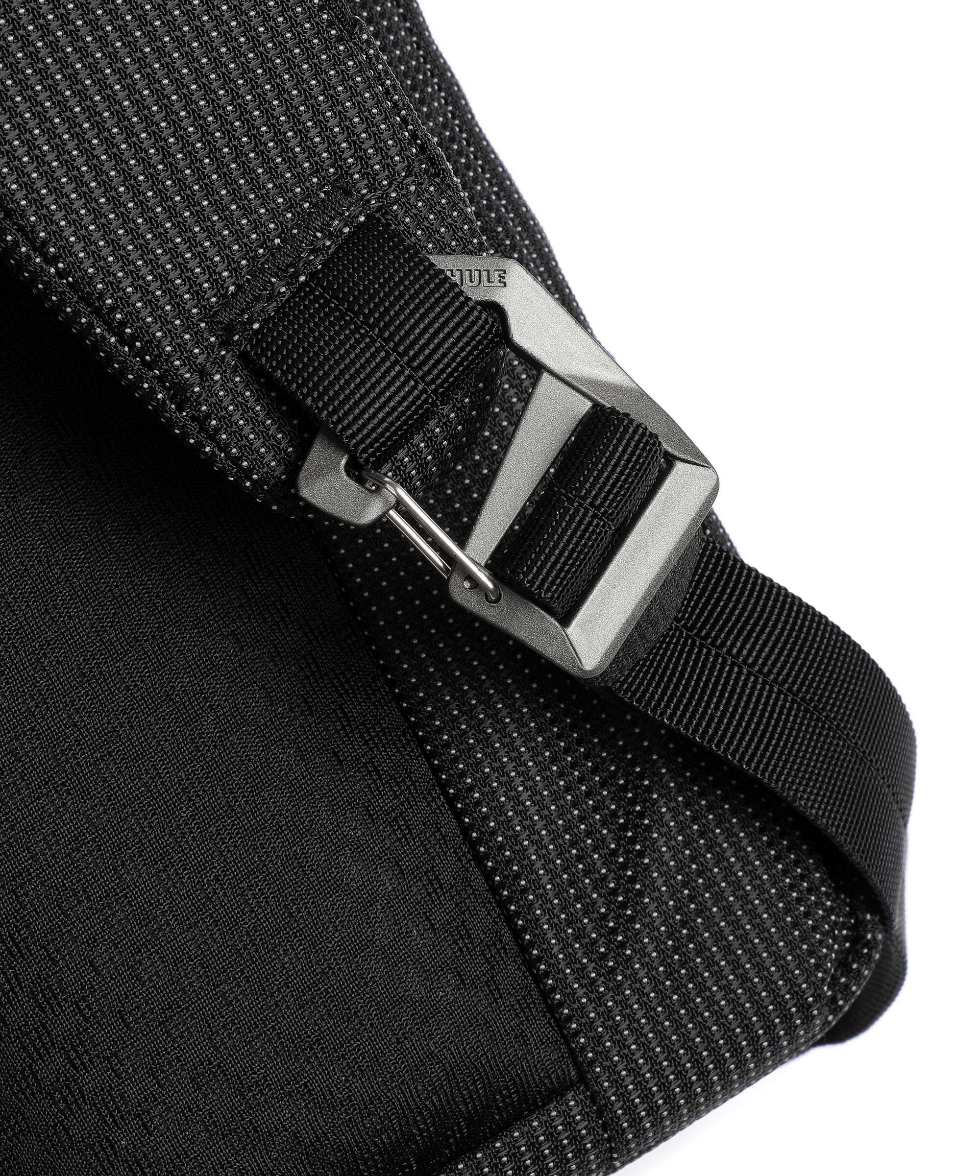 Thule Crossover 2.0 Convertible Backpack bag black - Image 6