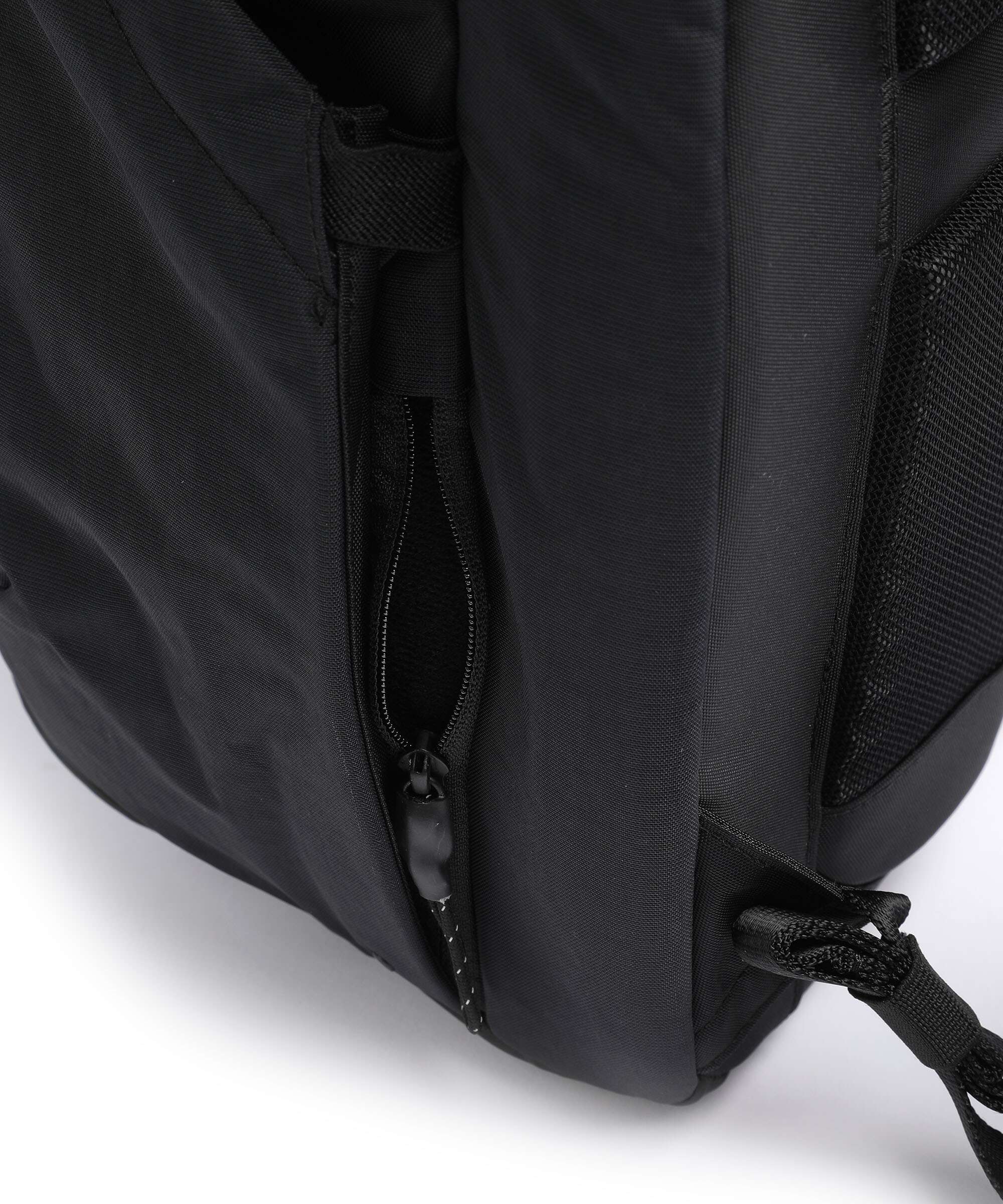 Thule Paramount 27 Backpack black - Image 3