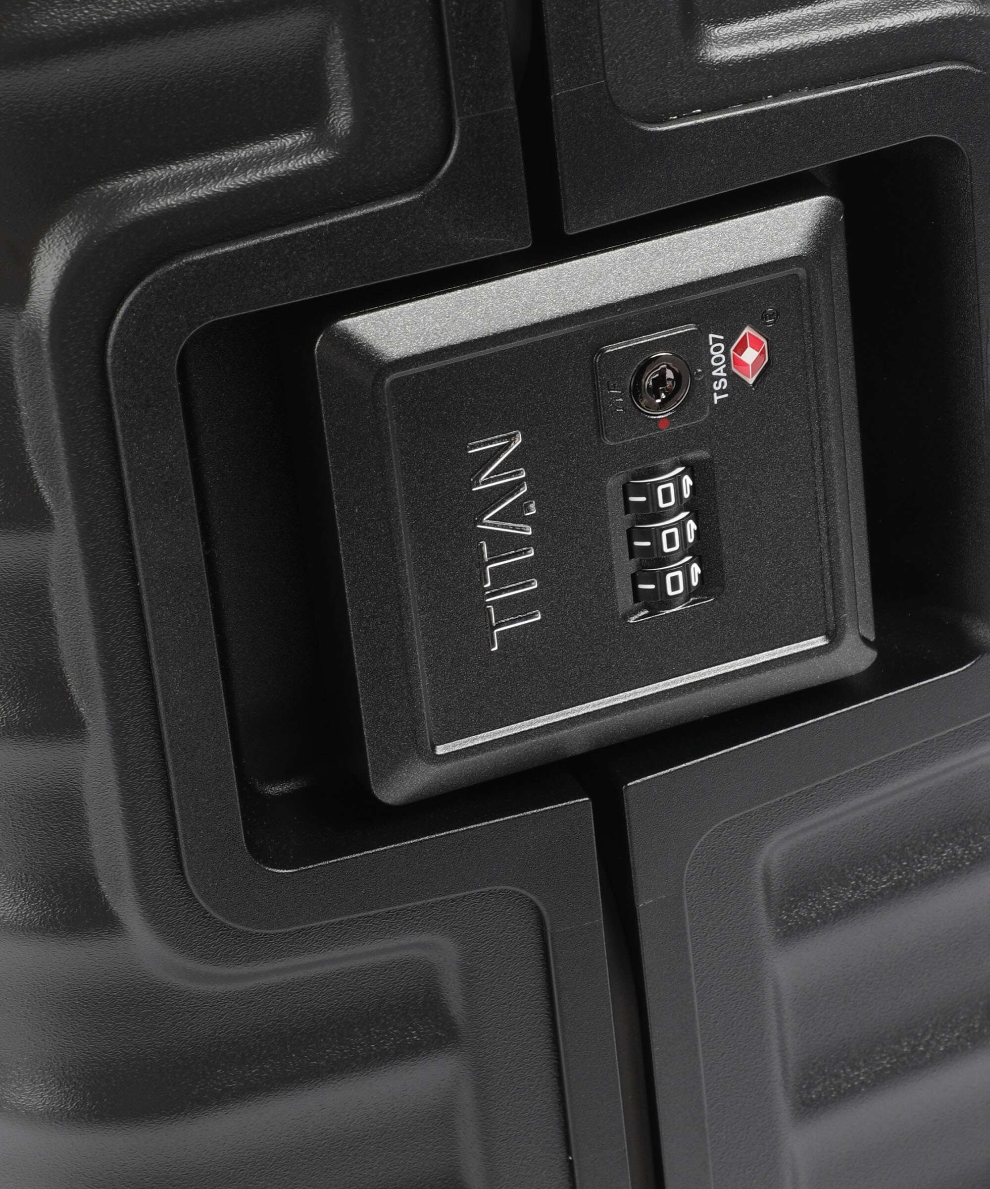 Titan Overseas Spinner (4 wheels) nightshade black - Image 3