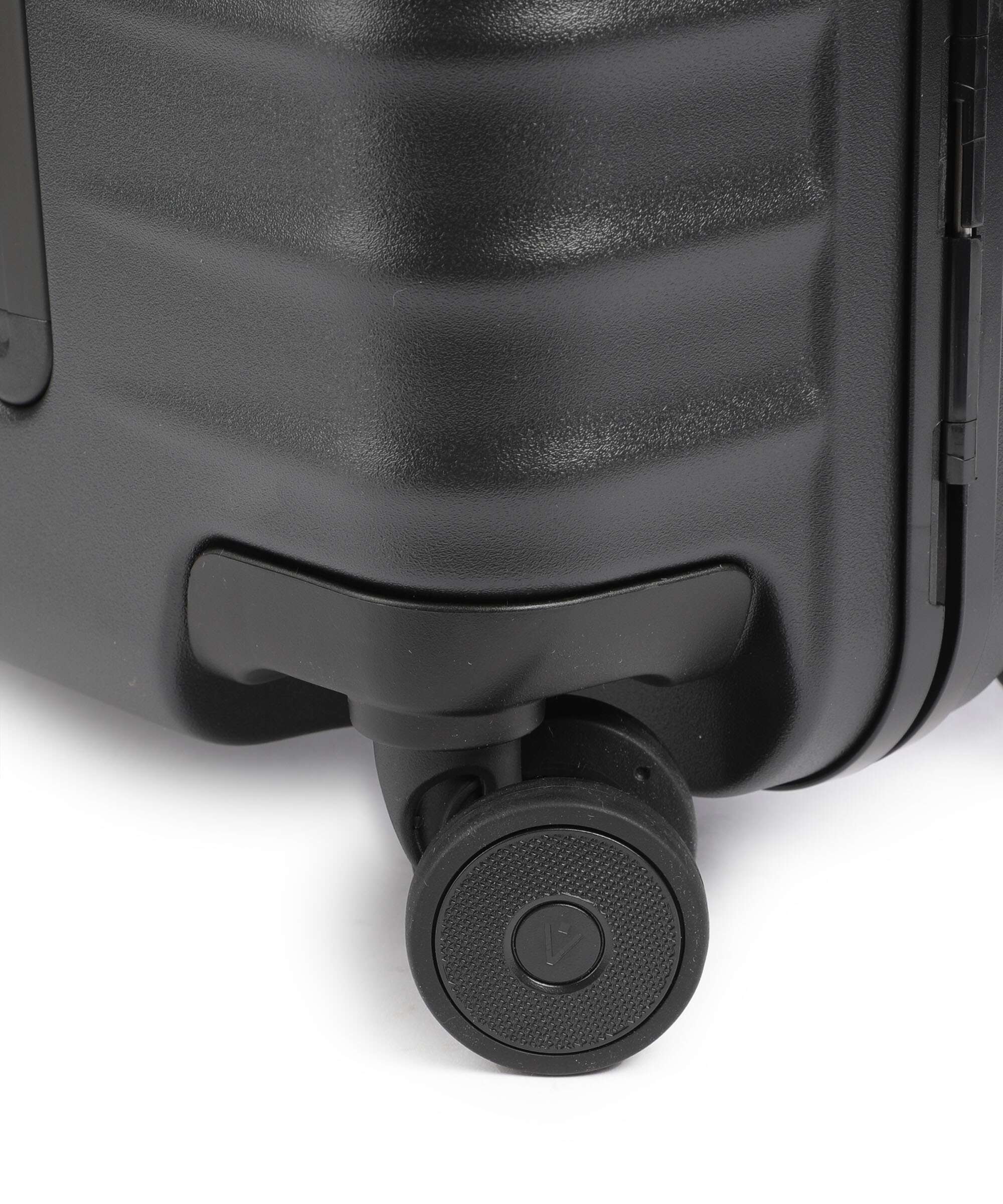 Titan Overseas Spinner (4 wheels) nightshade black - Image 4