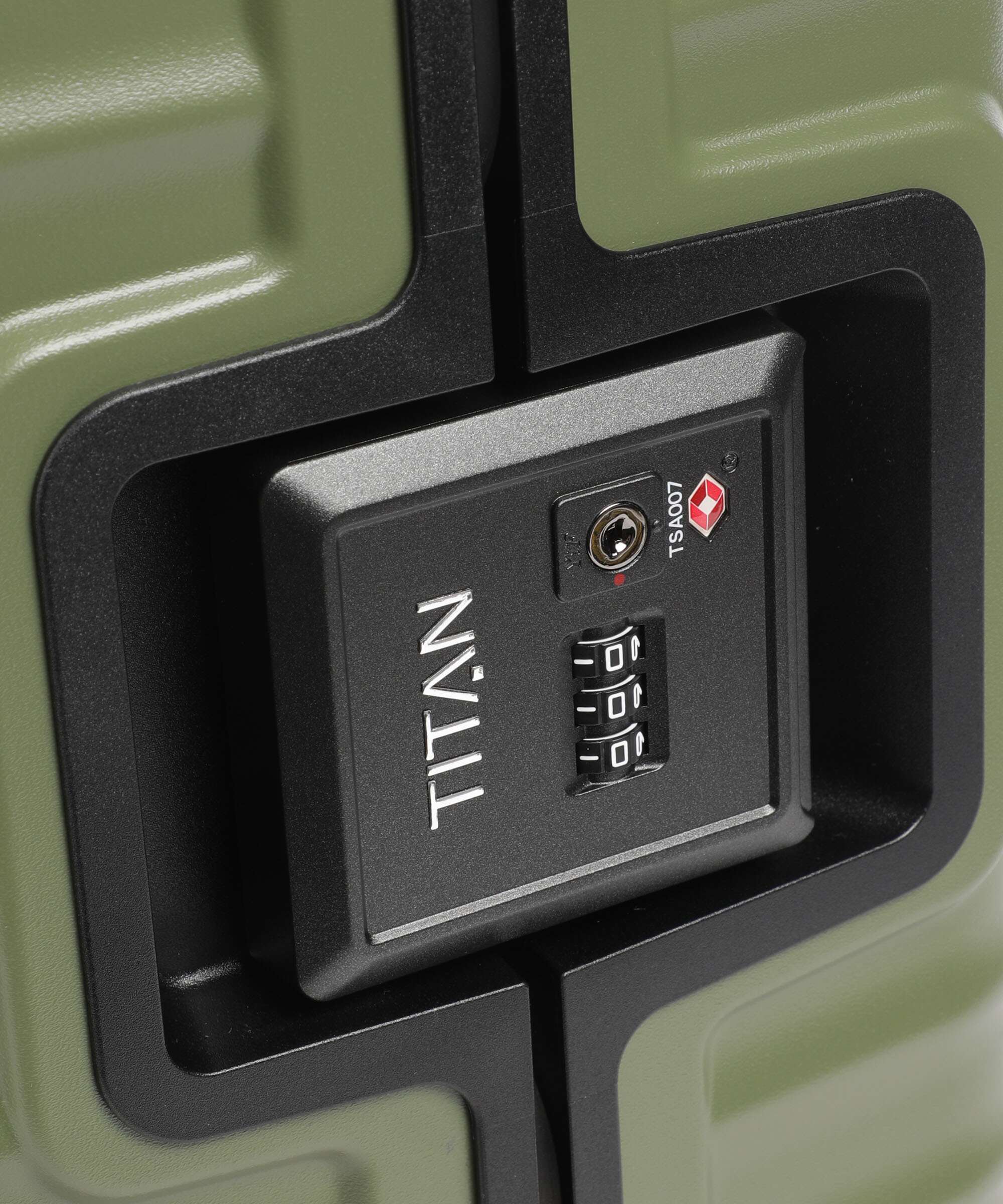 Titan Overseas Spinner (4 wheels) forest green - Image 3