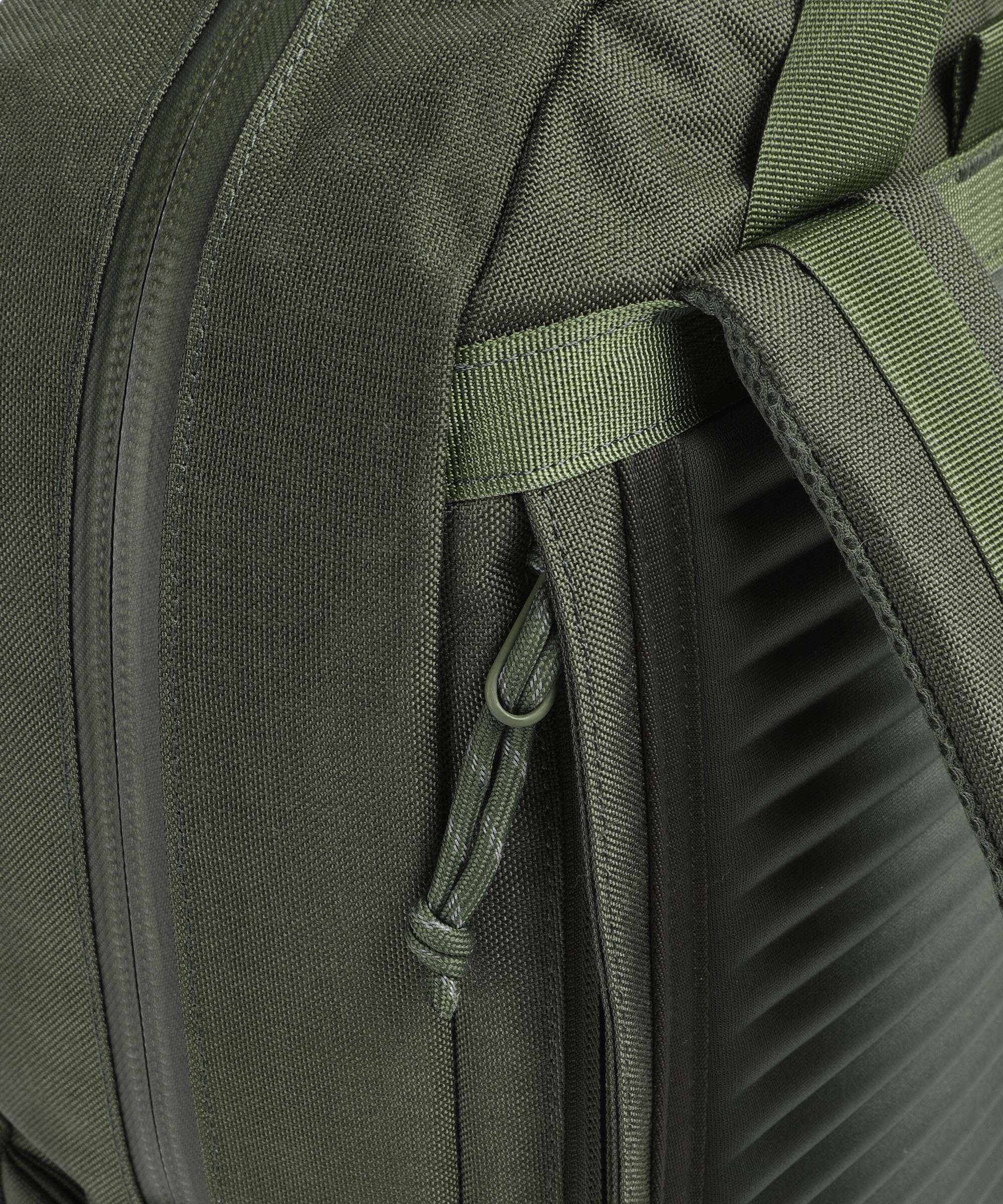 Topo Designs Tech Backpack olive - Image 5