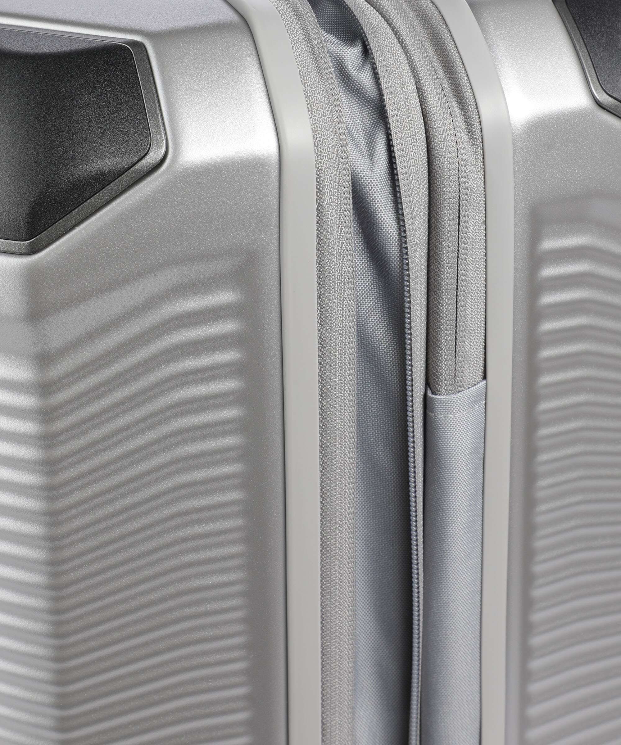 Travelite Millenium Suitcase set (4 wheels) silver - Image 4