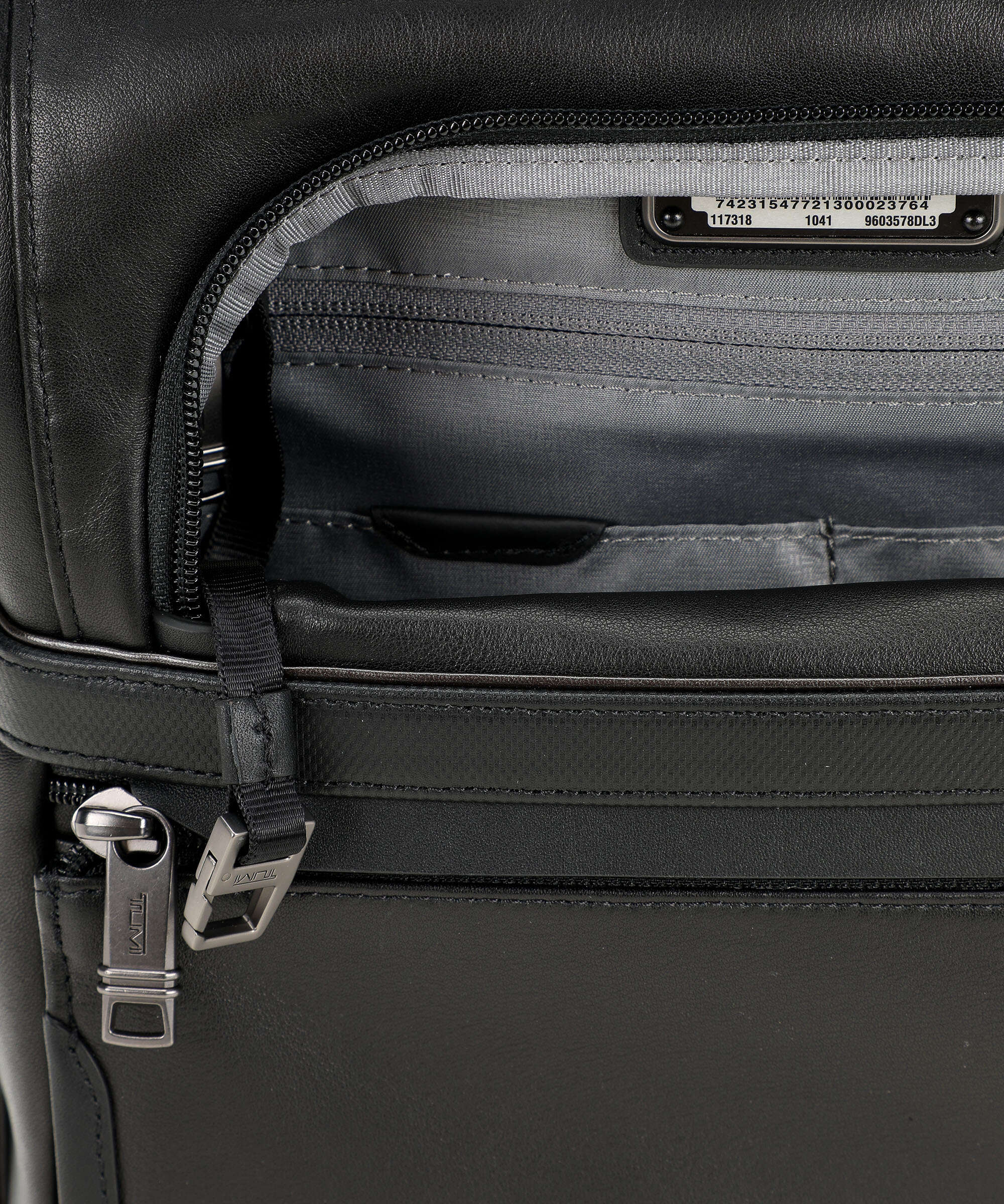 tumi Alpha 3 T-Pass Backpack black - Image 5