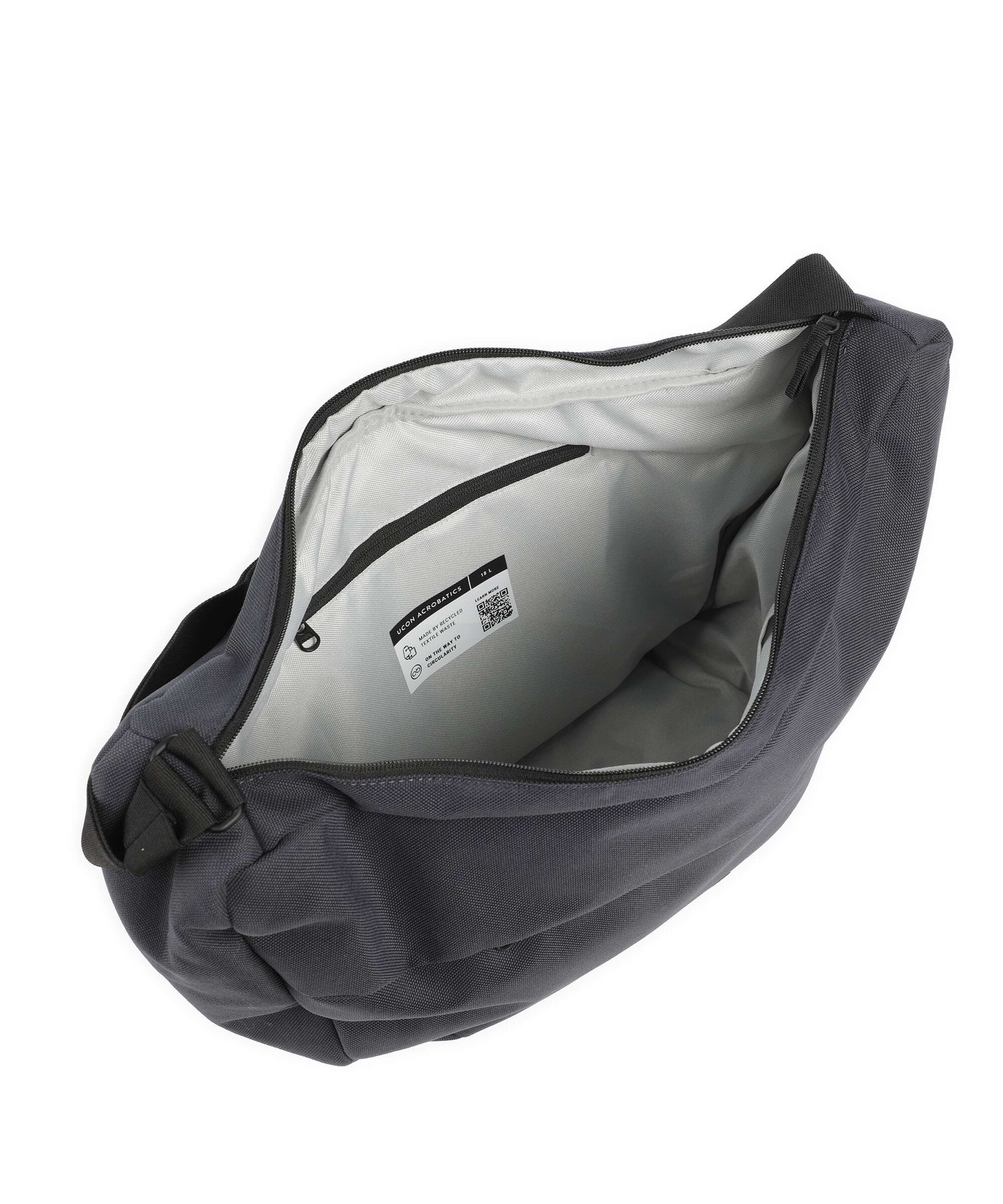 Ucon Acrobatics Original Adam Medium Weekend bag dark navy - Image 5