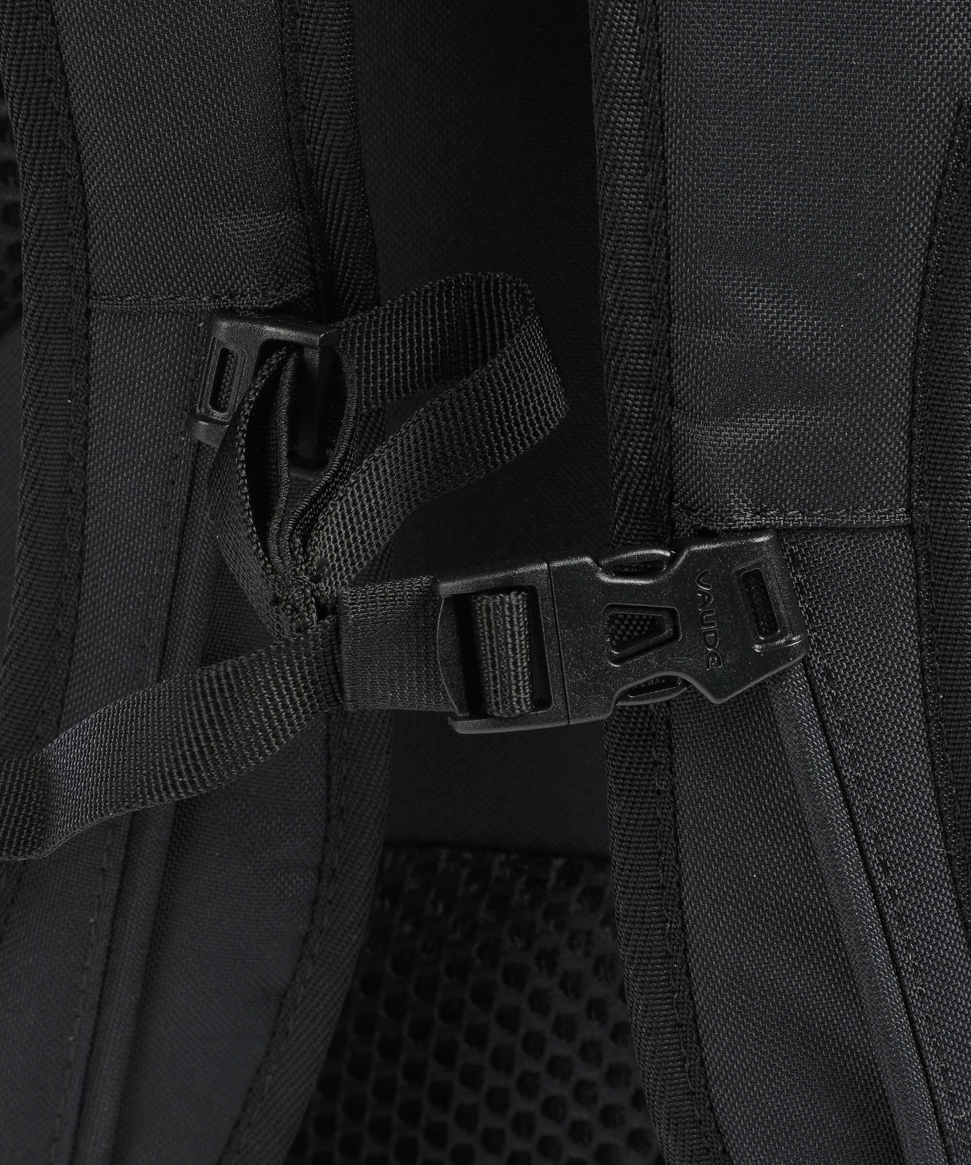 Vaude Clubride III Backpack willow green - Image 3