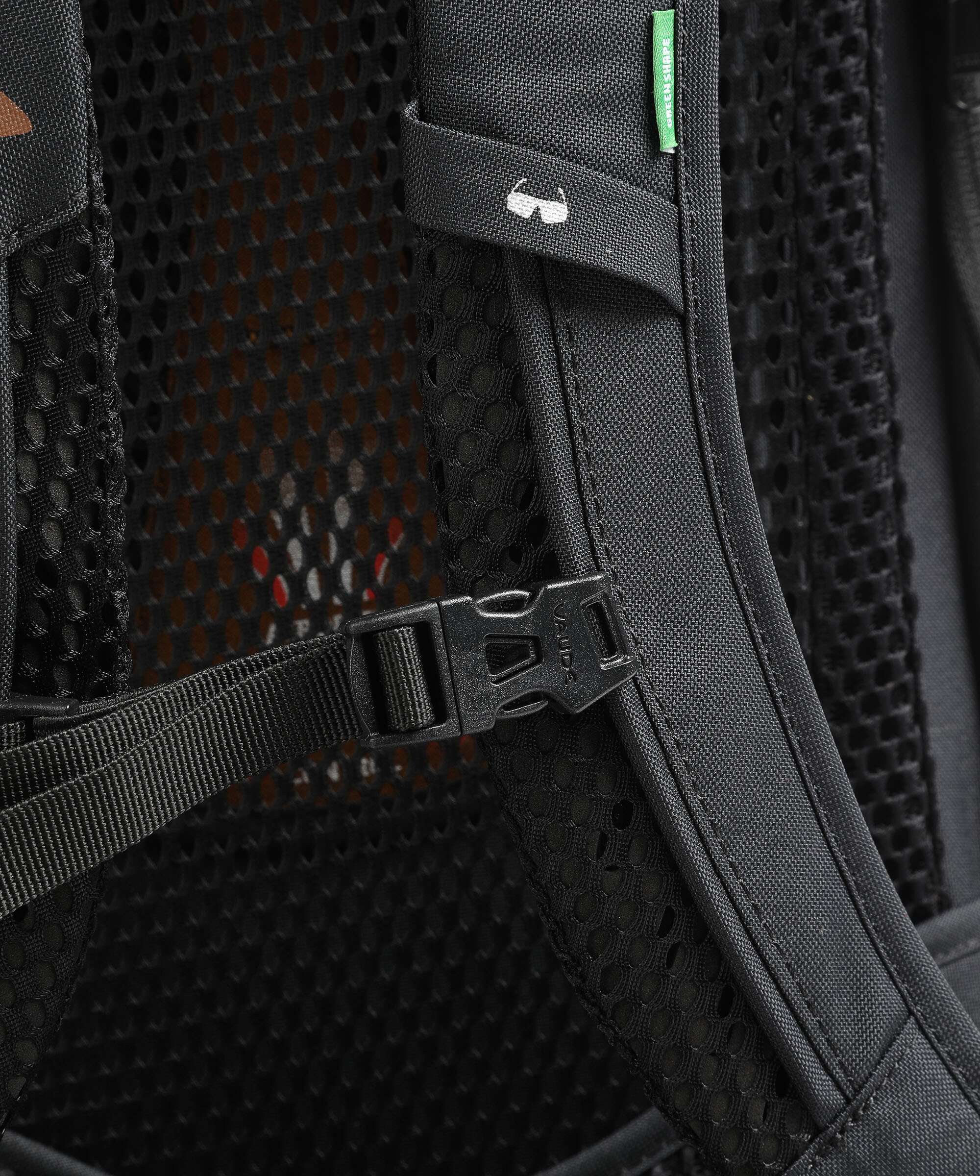 Vaude Wizard 24+4 Hiking backpack black/umbra - Image 3