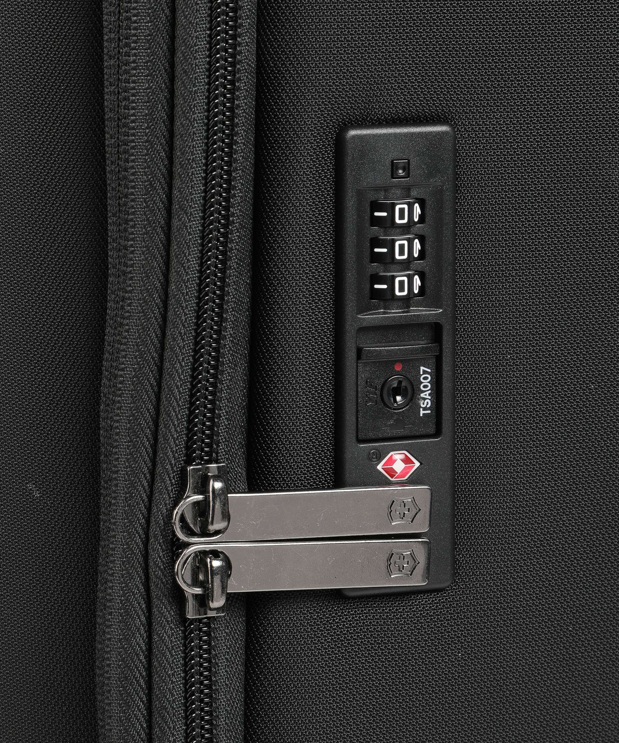 Victorinox Crosslight Medium Spinner (4 wheels) black - Image 3