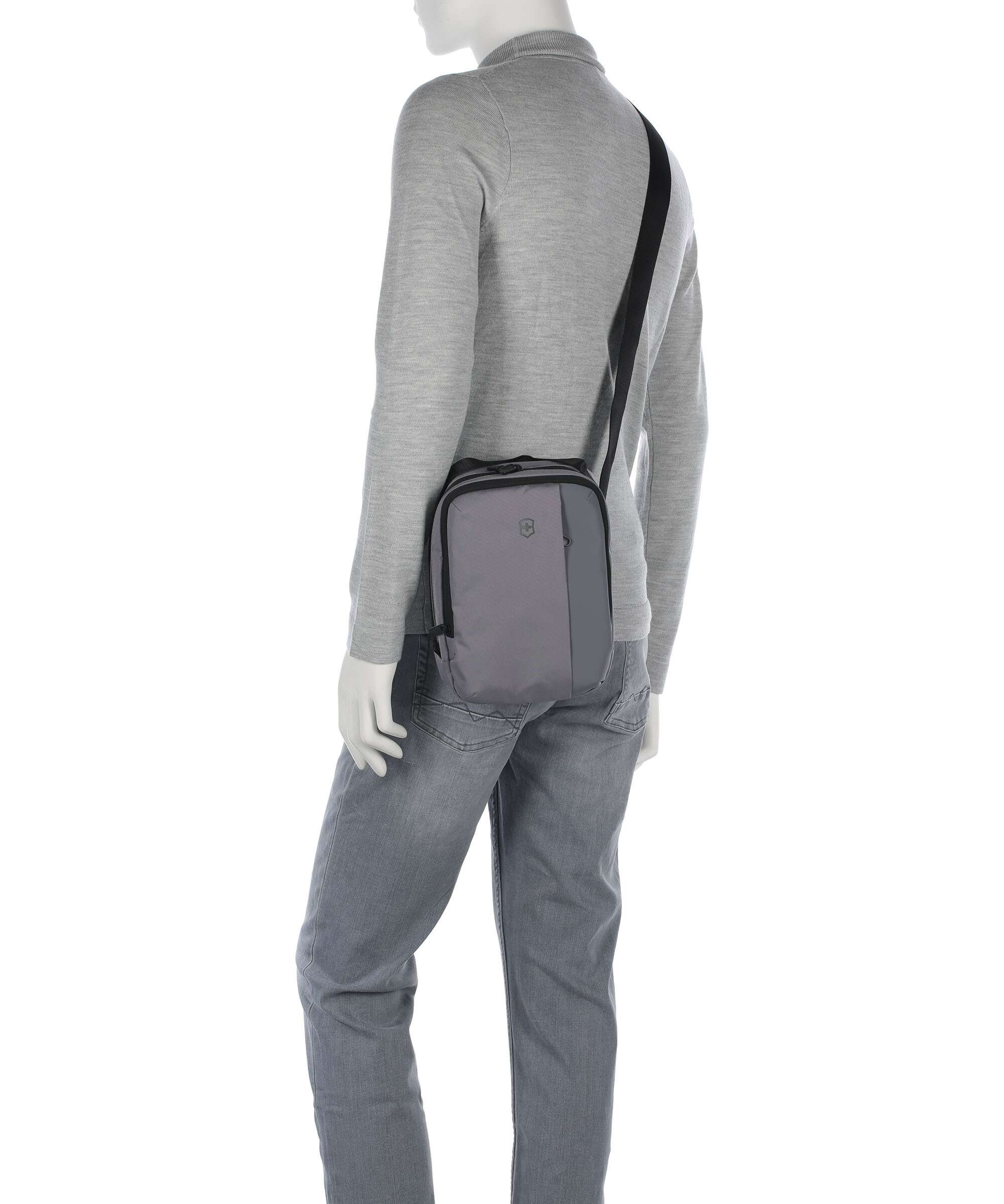 Victorinox Travel Essentials Crossbody bag frost grey - Image 3
