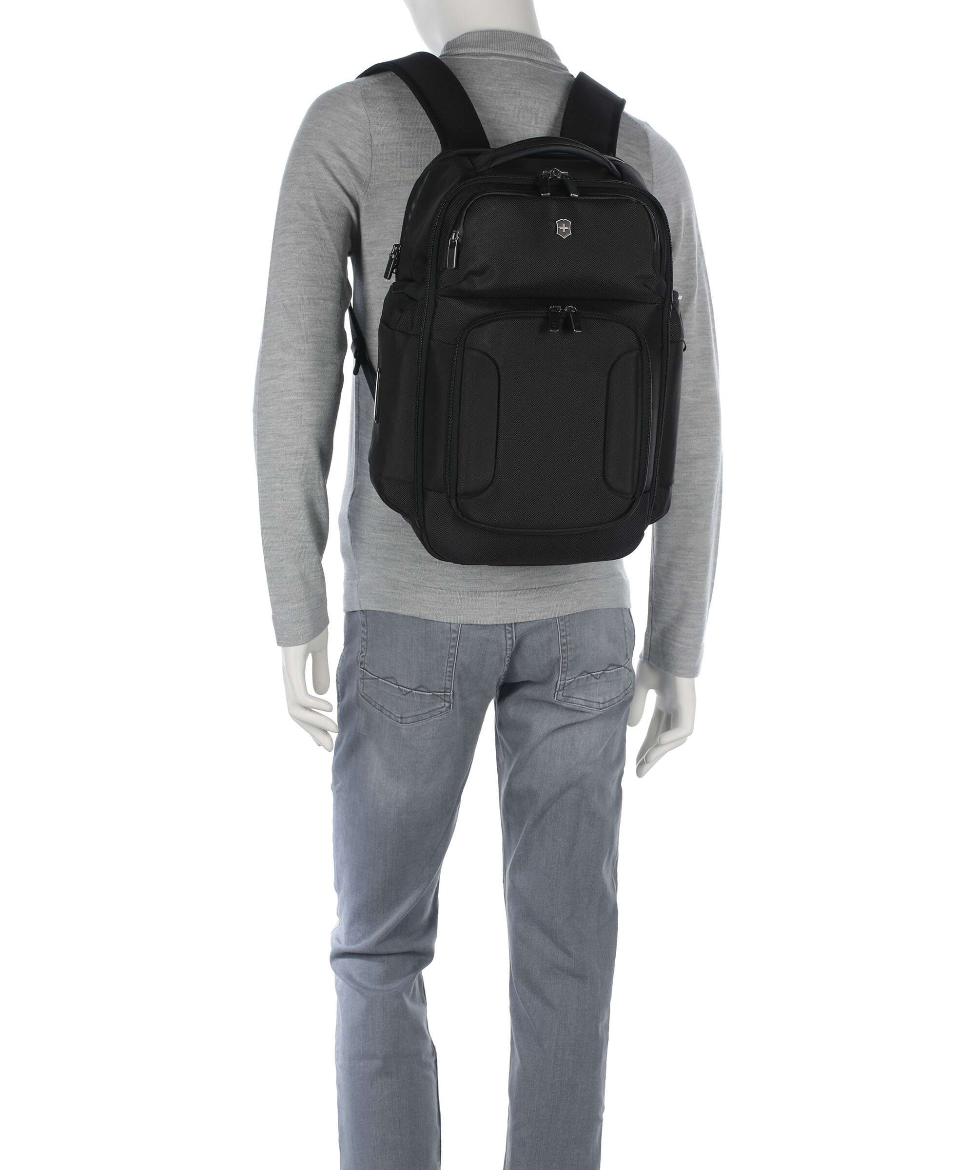 Victorinox Werks Traveler 7.0 Deluxe Backpack black - Image 3