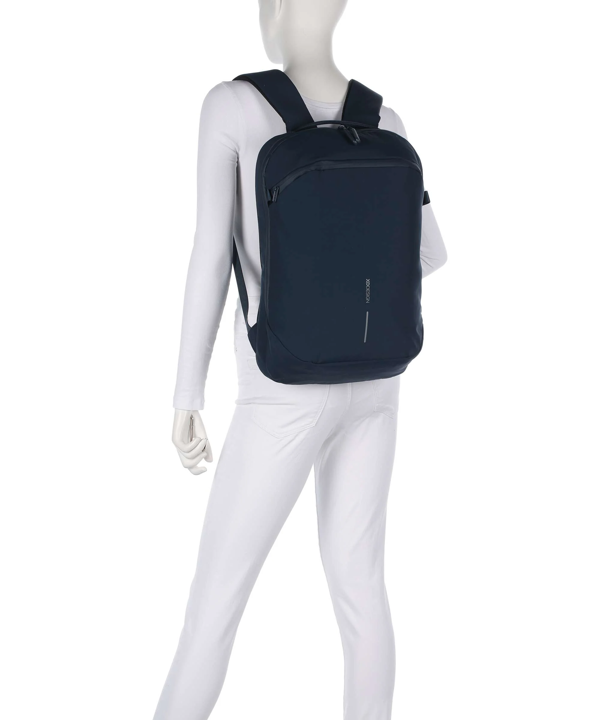 XD Design Bobby Air Laptop backpack navy - Image 3
